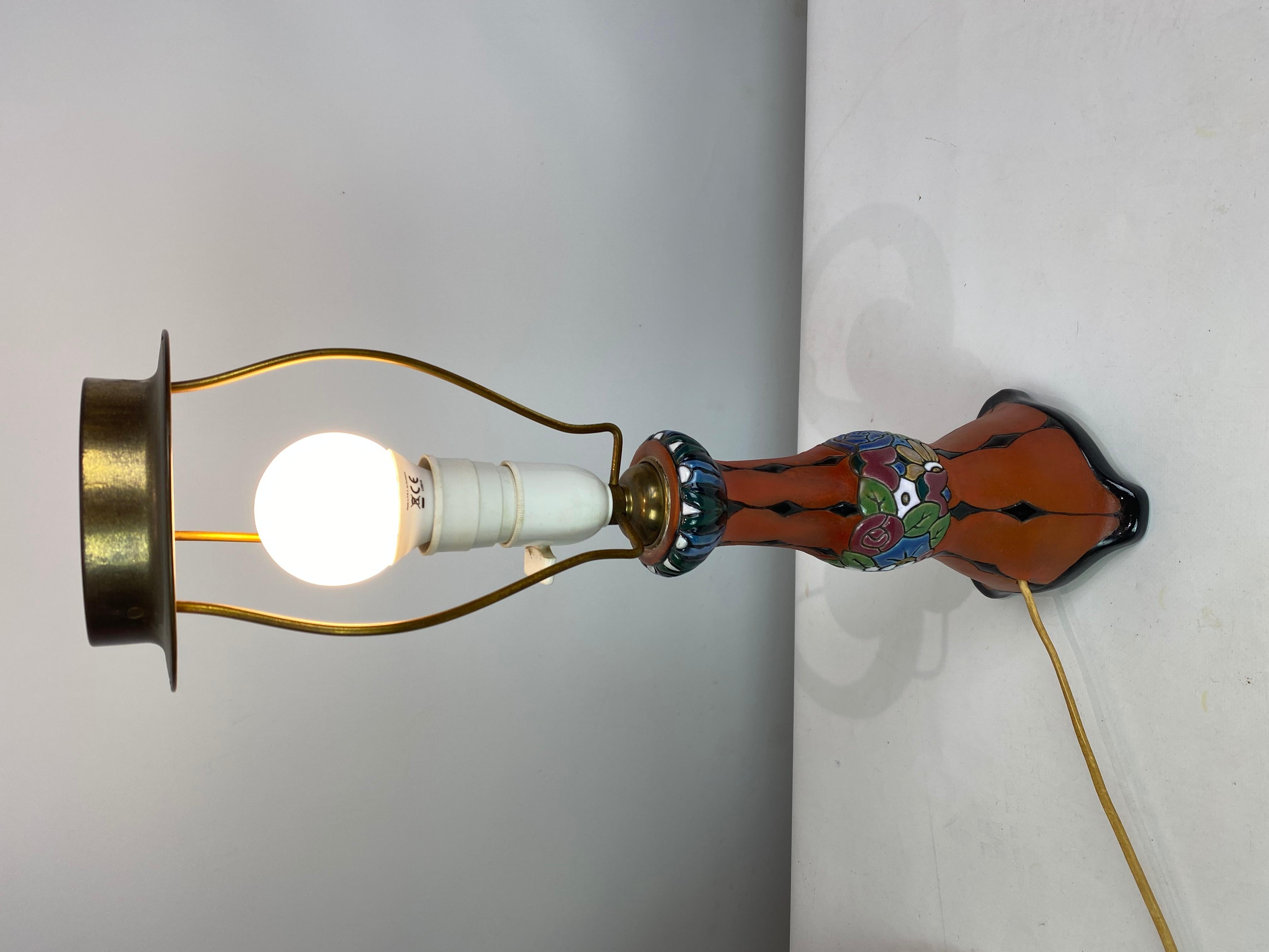 Lampe de table en céramique à glaçure orange et abat-jour en papier, années 1960 Bon état - En vente à Lejre, DK
