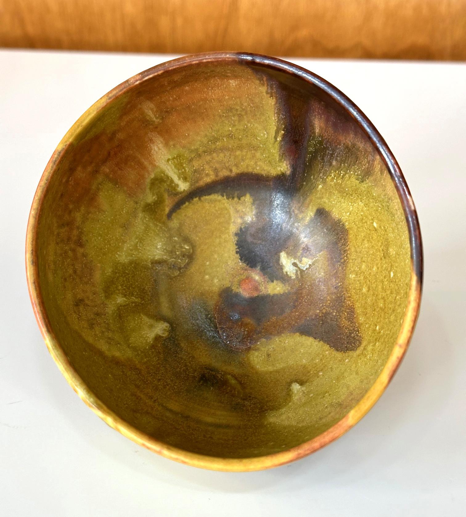 Ceramic Tea Bowl with Mottled Yellow Glaze by Toshiko Takaezu For Sale 1
