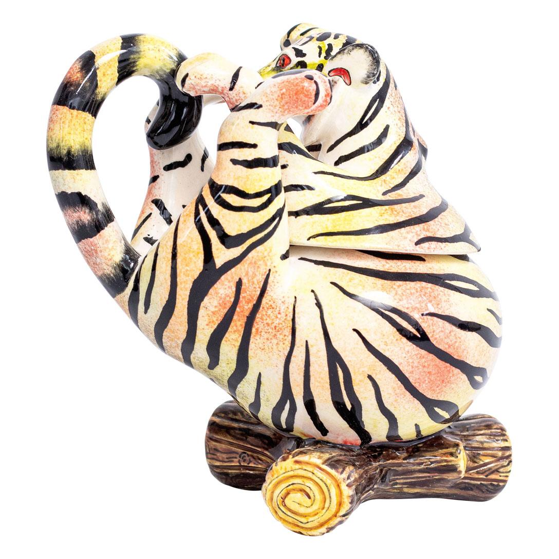 Ceramic Tiger Box, hand made in South Africa In Excellent Condition For Sale In North Miami, FL