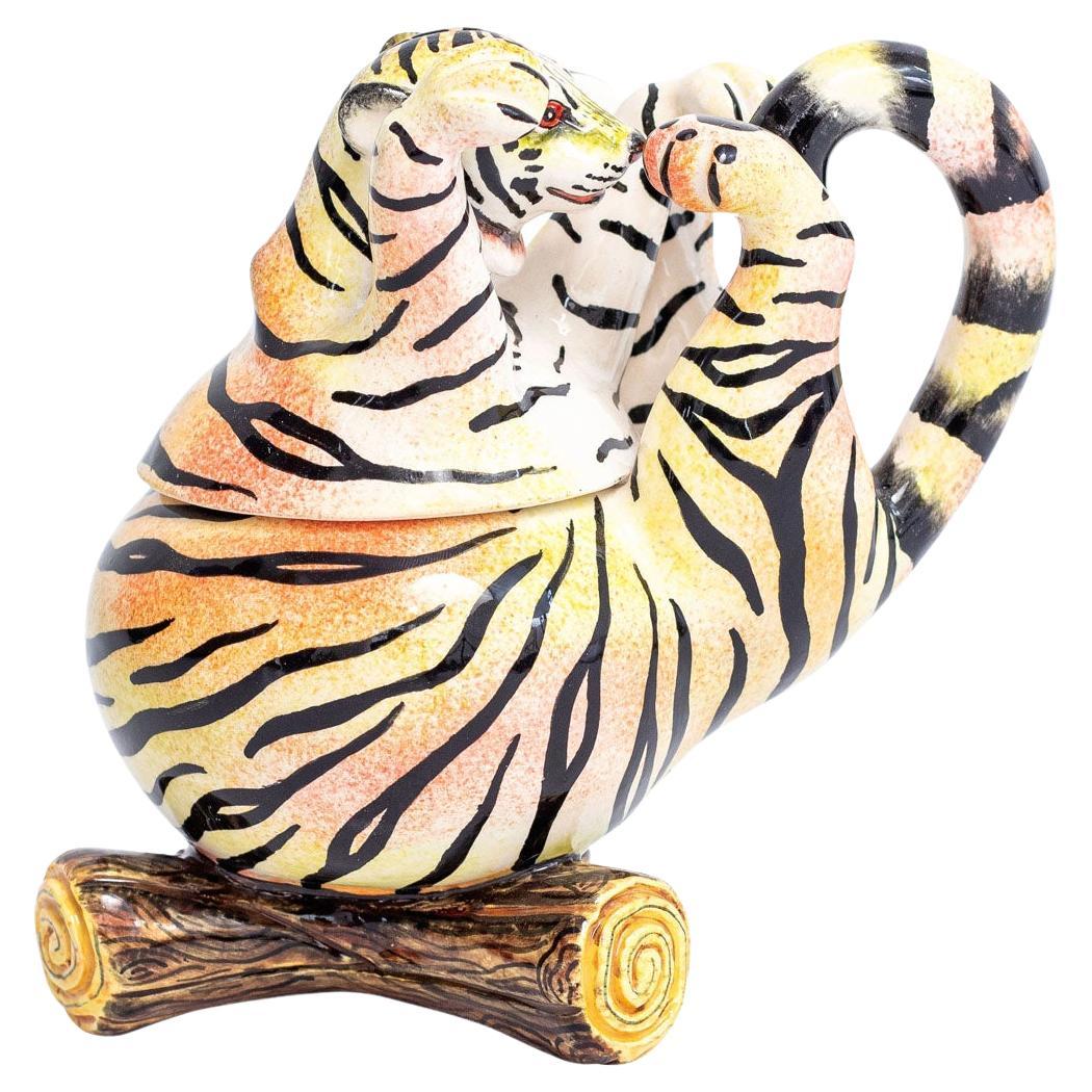 Caja de cerámica con forma de tigre, Hand Made en Sudáfrica en venta