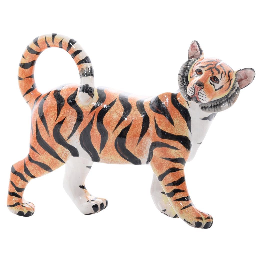 Sculpture de tigre en céramique, fabriquée à la main en Afrique du Sud en vente