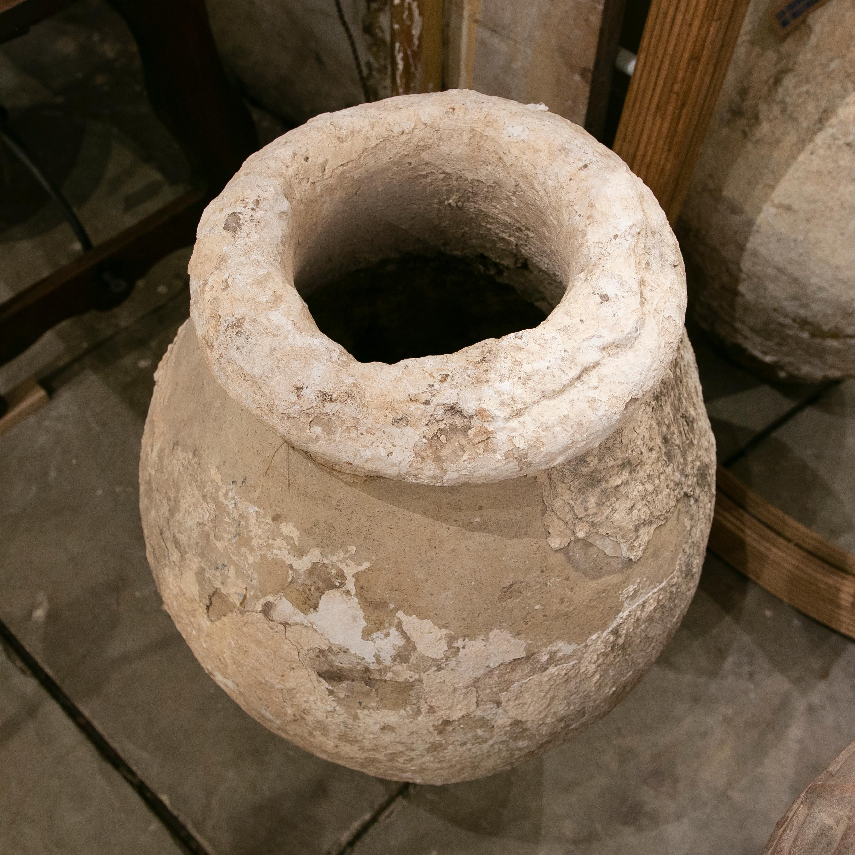 Ceramic Tinaja Covered with Various Layers of Lime 6