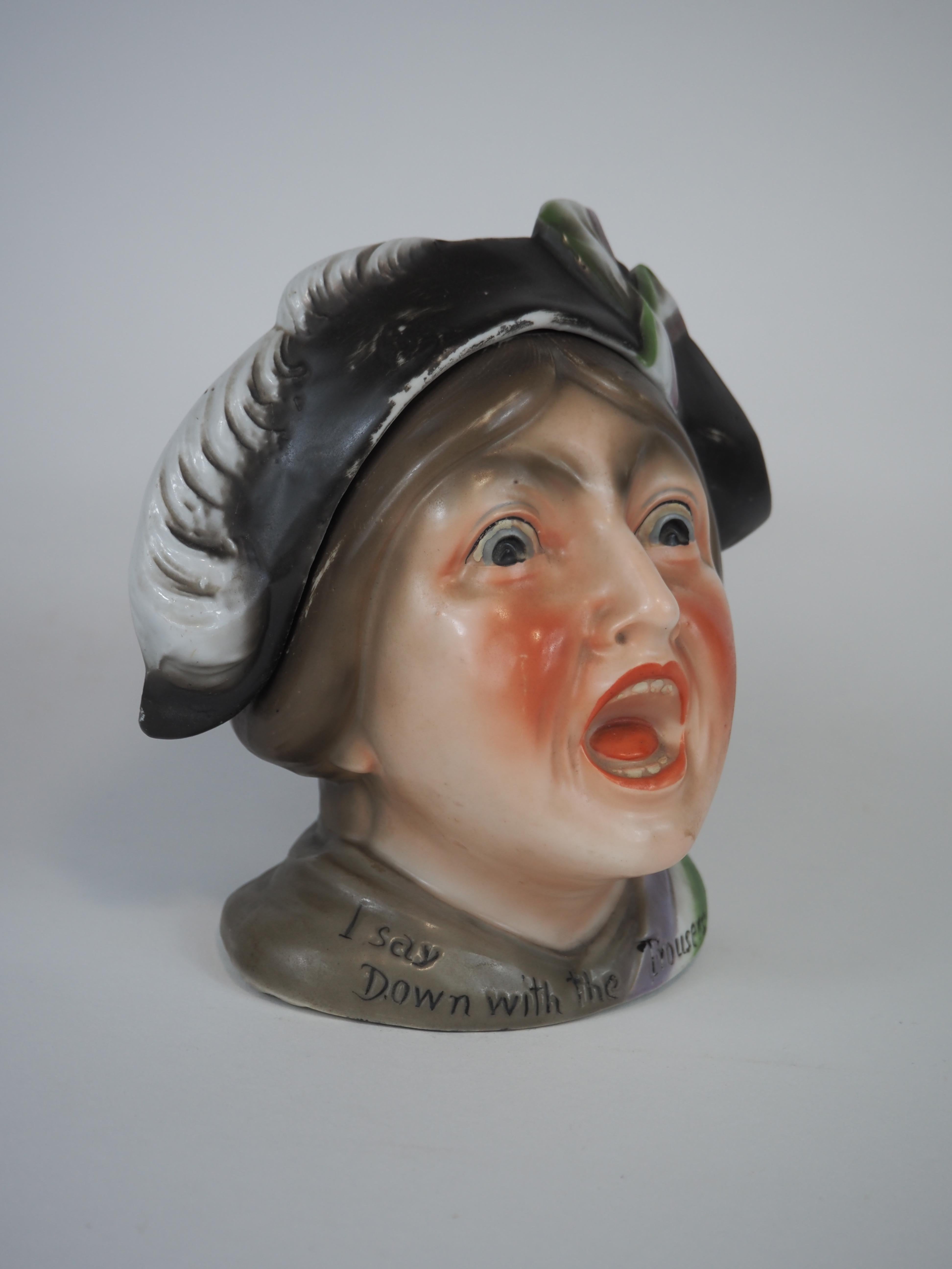 Pot à tabac/humidificateur en céramique en forme de suffragette criant, vers 1910 en vente 2
