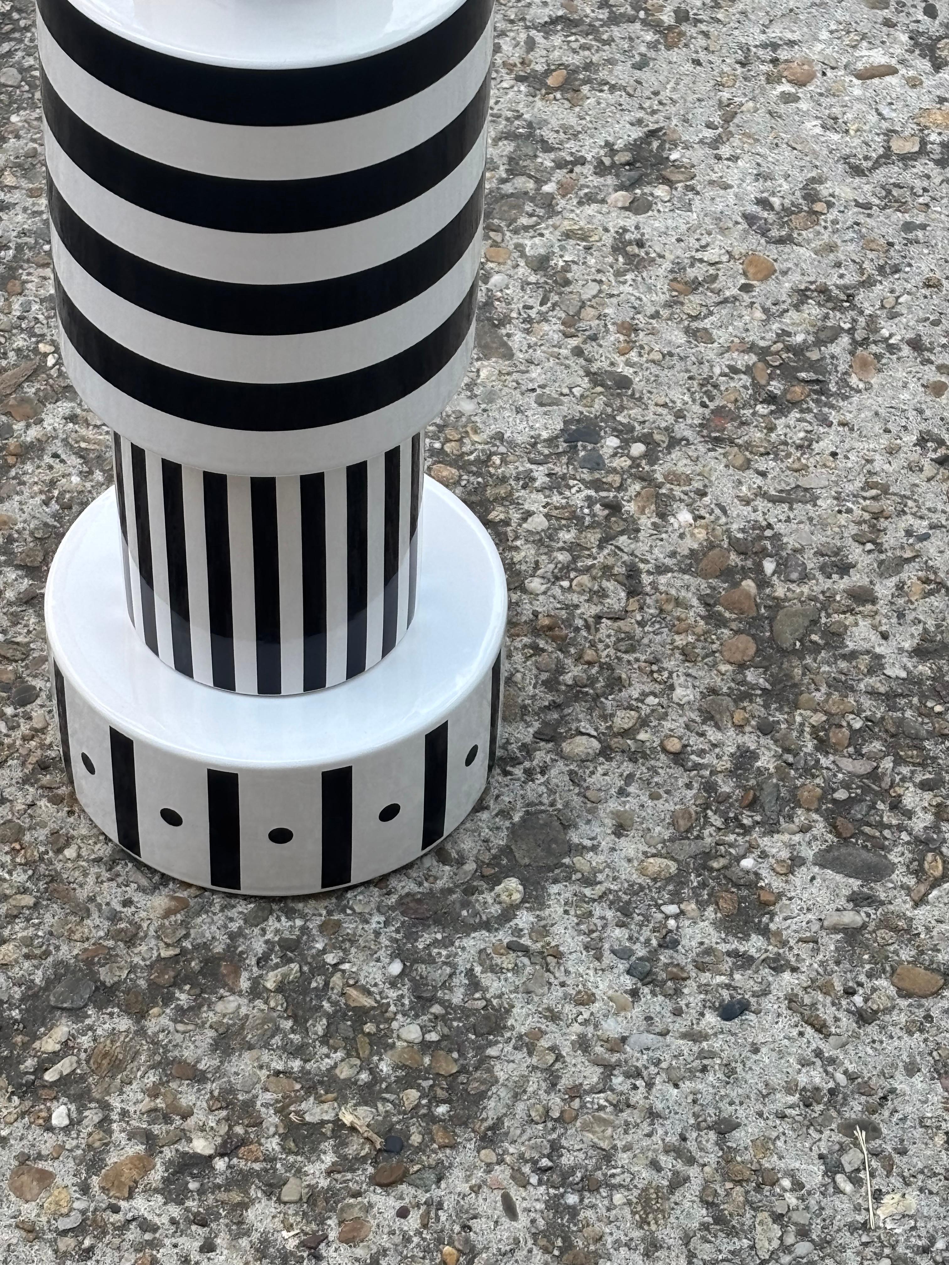 Totem in ceramica Model A di Alessandro Guerriero per Superego Editions In condizioni ottime in vendita a Milan, Italy