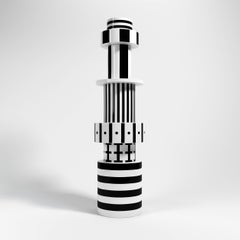 Totem in ceramica C.C. di Alessandro Guerriero per Superego Editions