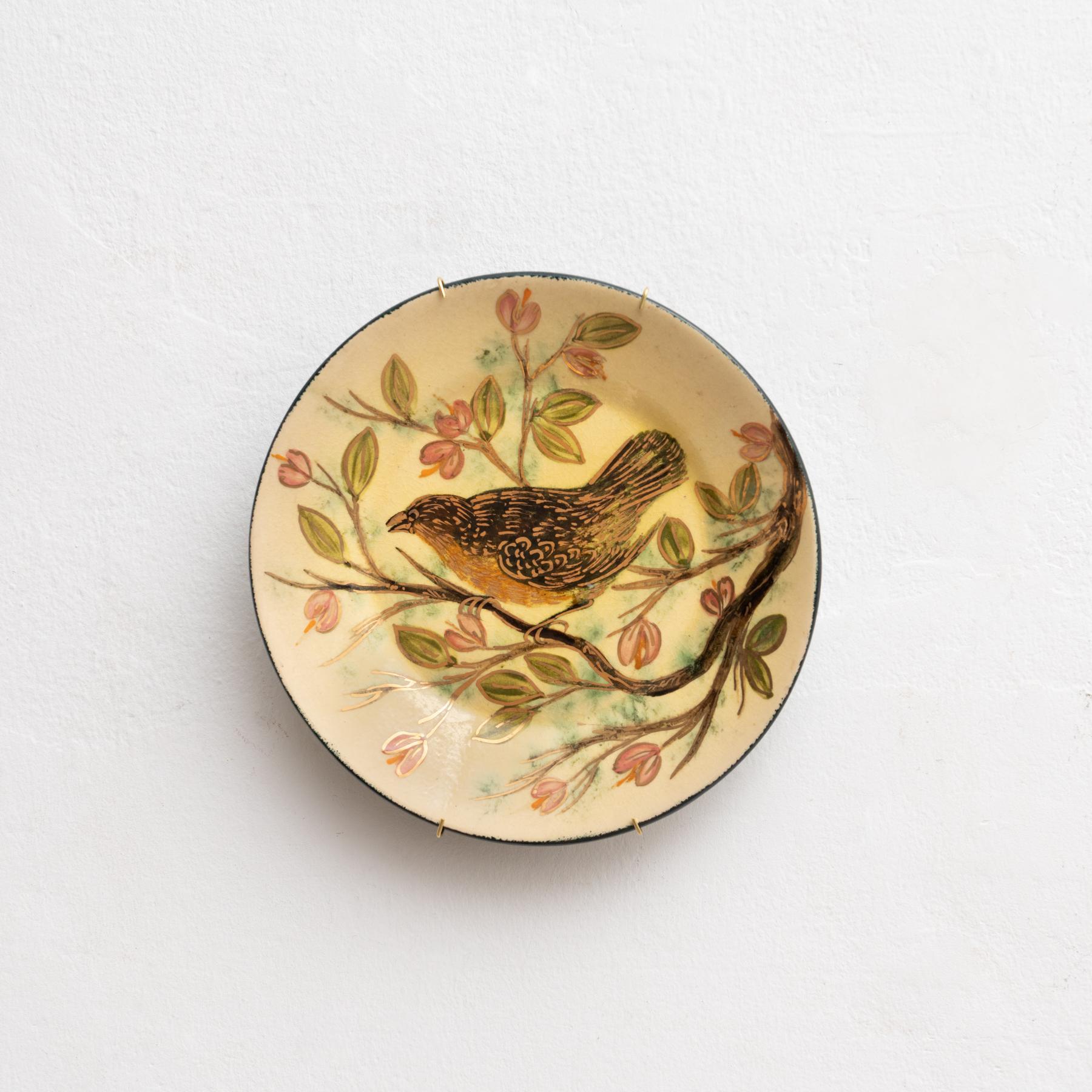 Mid-Century Modern Assiette traditionnelle en céramique peinte à la main par l'artiste catalan Diaz COSTA, datant d'environ 1960 en vente