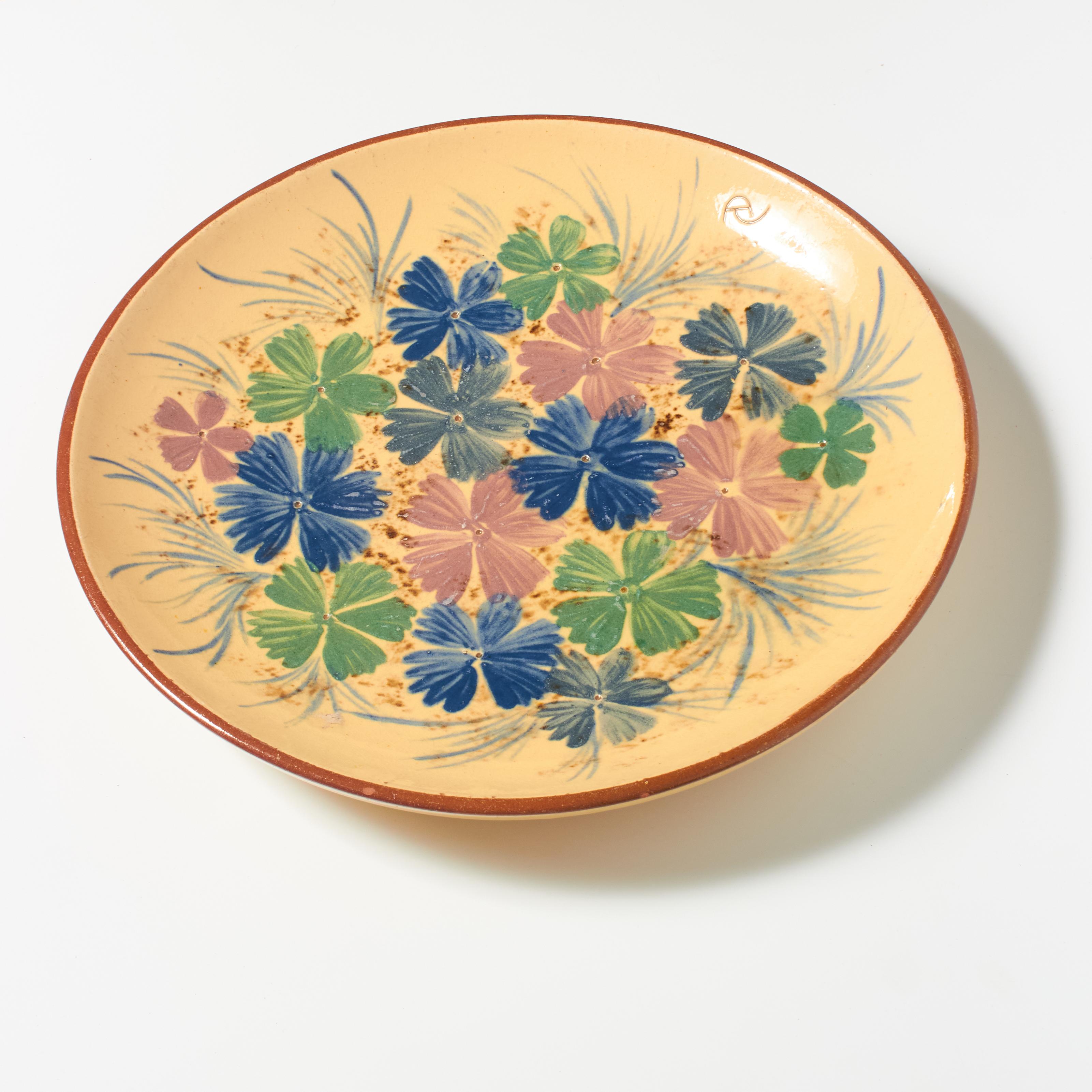 Mid-Century Modern Ceramic Traditional Hand Painted Plate by Catalan Artist Diaz Costa, circa 1960