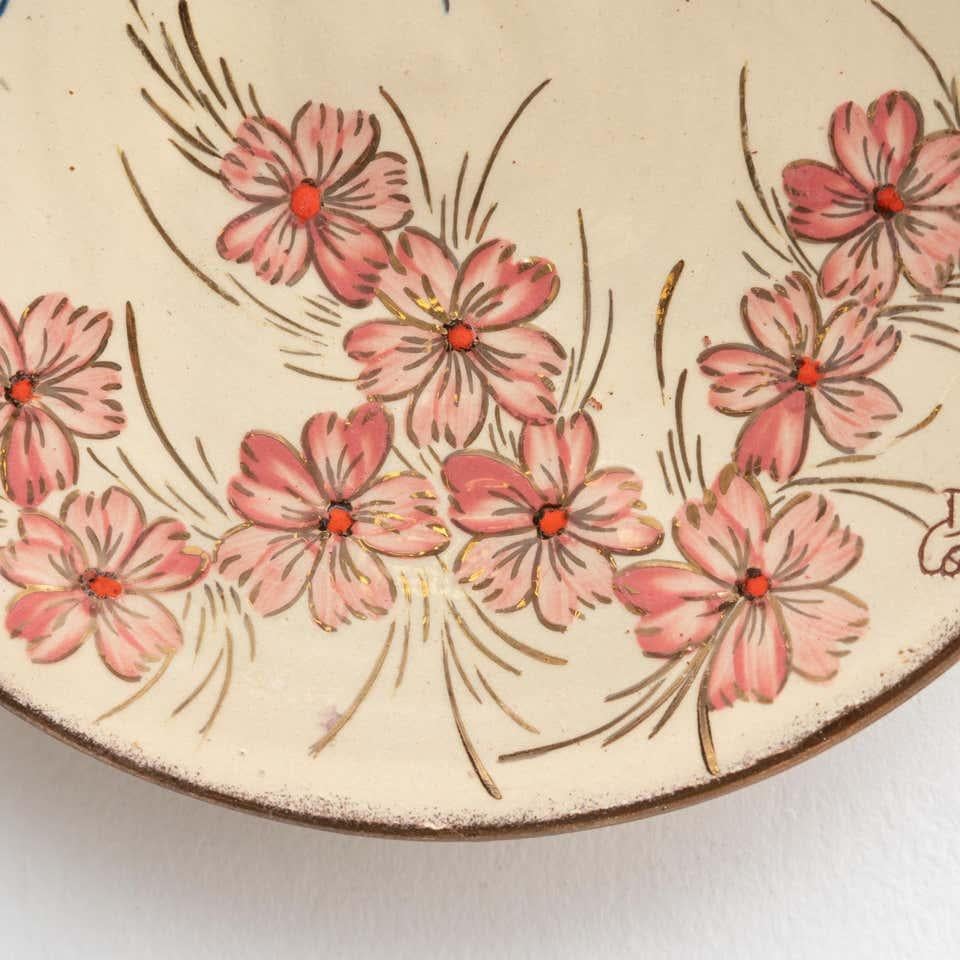 Spanish Ceramic Traditional Hand Painted Plate by Catalan Artist Diaz COSTA, circa 1960 For Sale