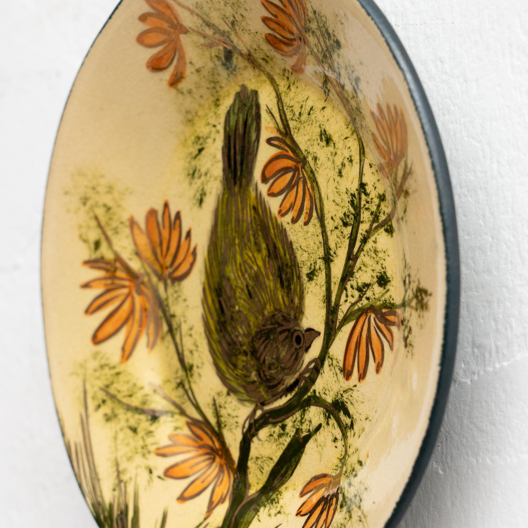 Piatto tradizionale in ceramica dipinto a mano dall'artista catalano Diaz COSTA, circa 1960 In condizioni buone in vendita a Barcelona, ES