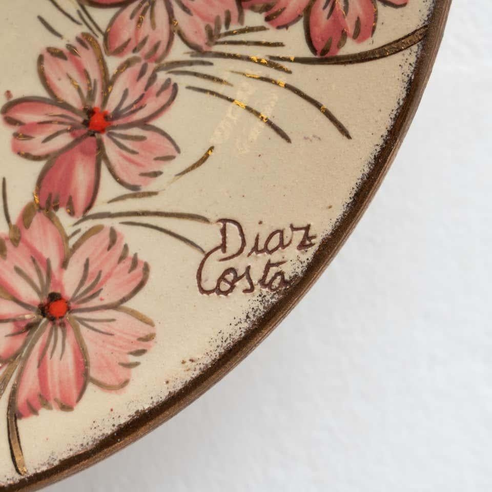 Ceramic Traditional Hand Painted Plate by Catalan Artist Diaz COSTA, circa 1960 For Sale 1