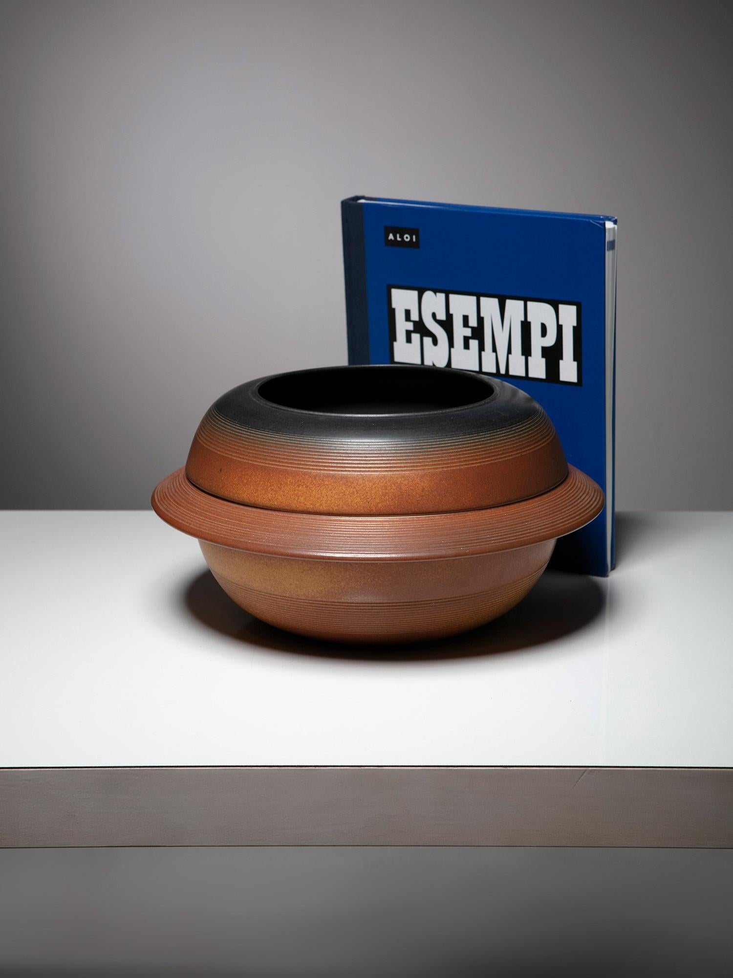 Brown Ceramic Tureen by Franco Bucci for Laboratorio Pesaro, Italy, 1960s For Sale 1