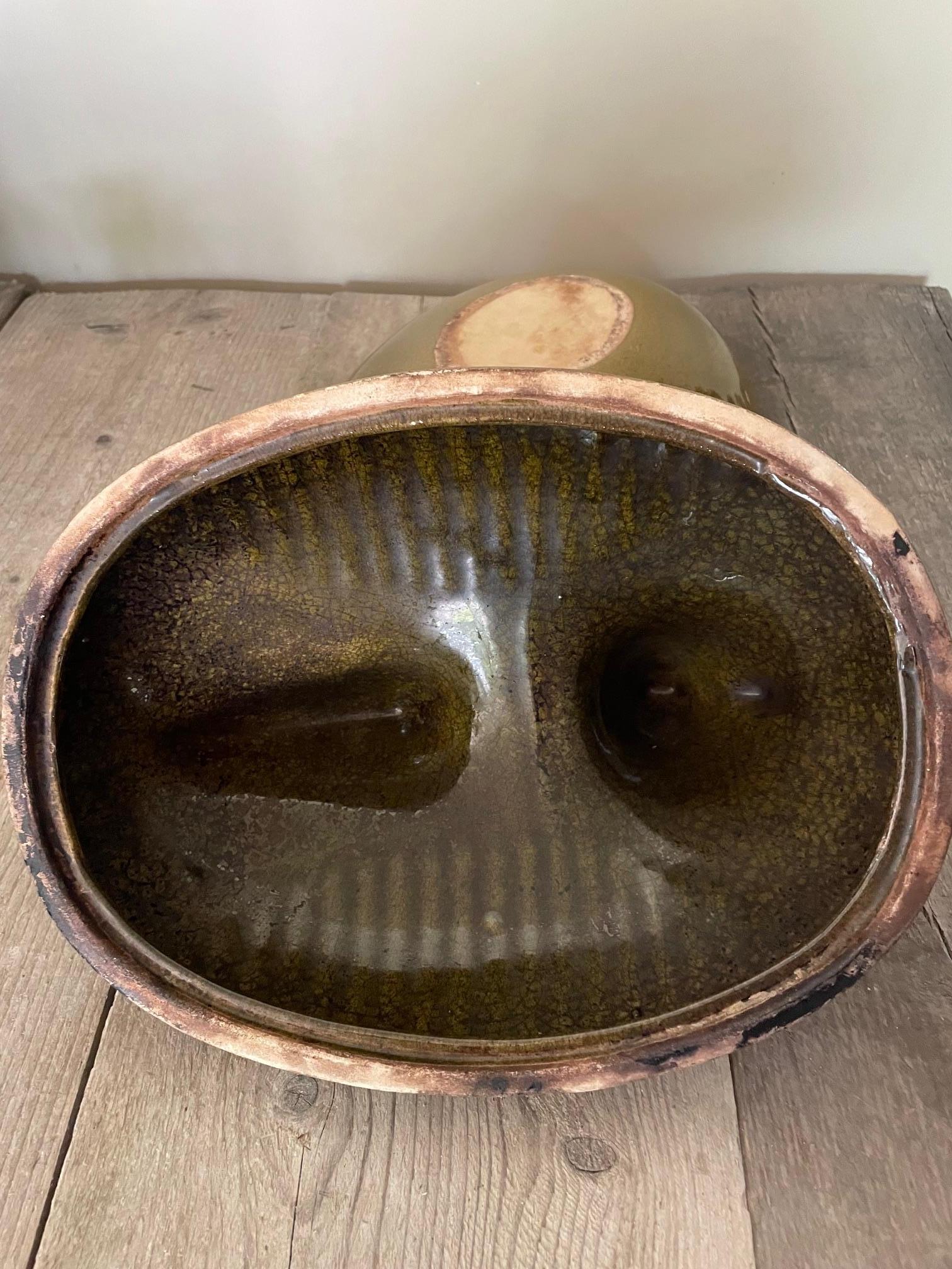 Ceramic tureen in the shape of a chicken For Sale 2
