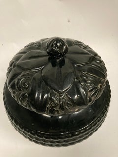 Ceramic urn designed by Louis Sue et André Mare