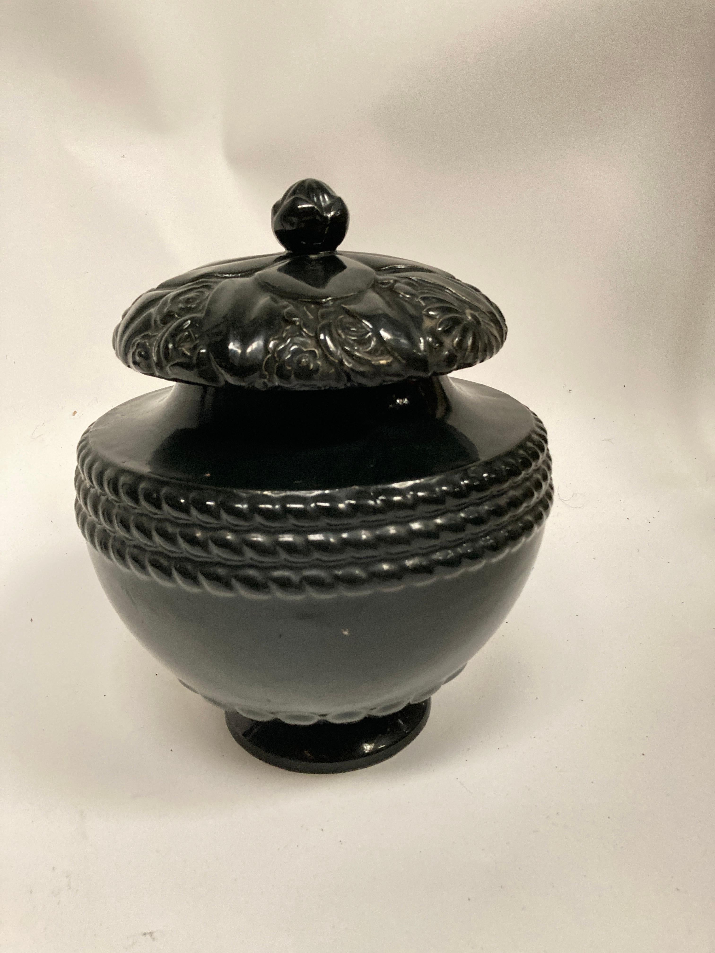 European Ceramic urn designed by Louis Sue et André Mare For Sale