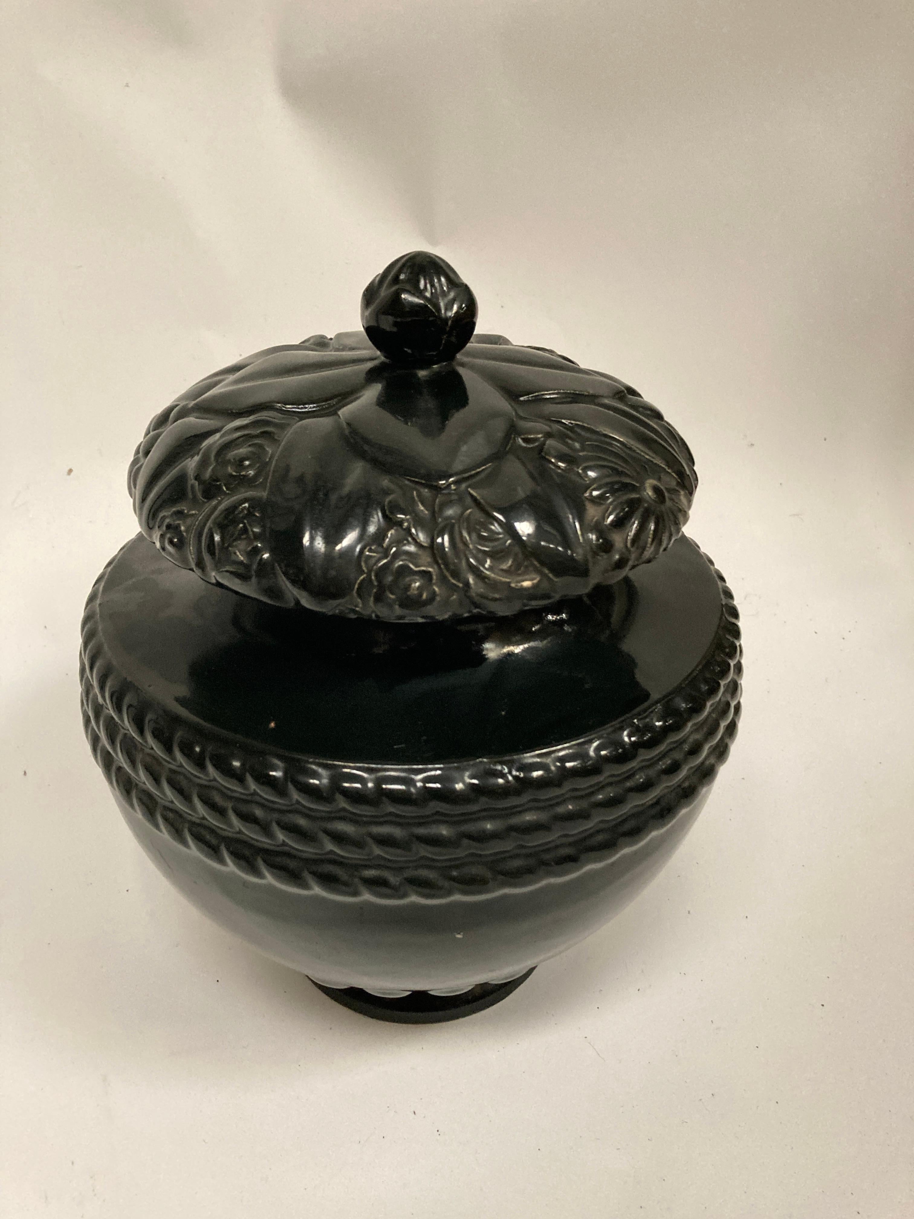 Urne en céramique designée par Louis Sue et André Mare Bon état - En vente à Bois-Colombes, FR