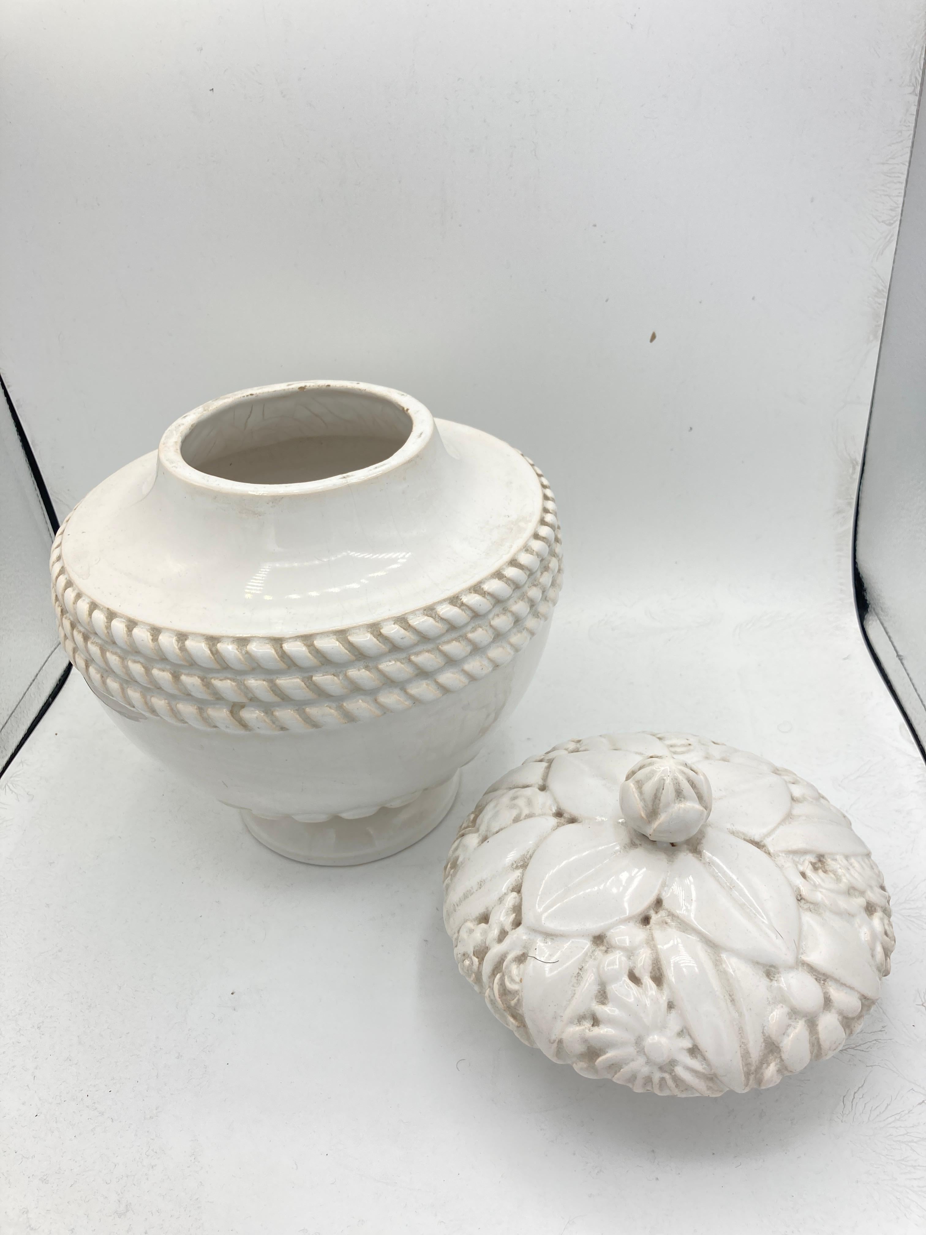Ceramic urn designed by Louis Sue et André Mare In Good Condition For Sale In Bois-Colombes, FR