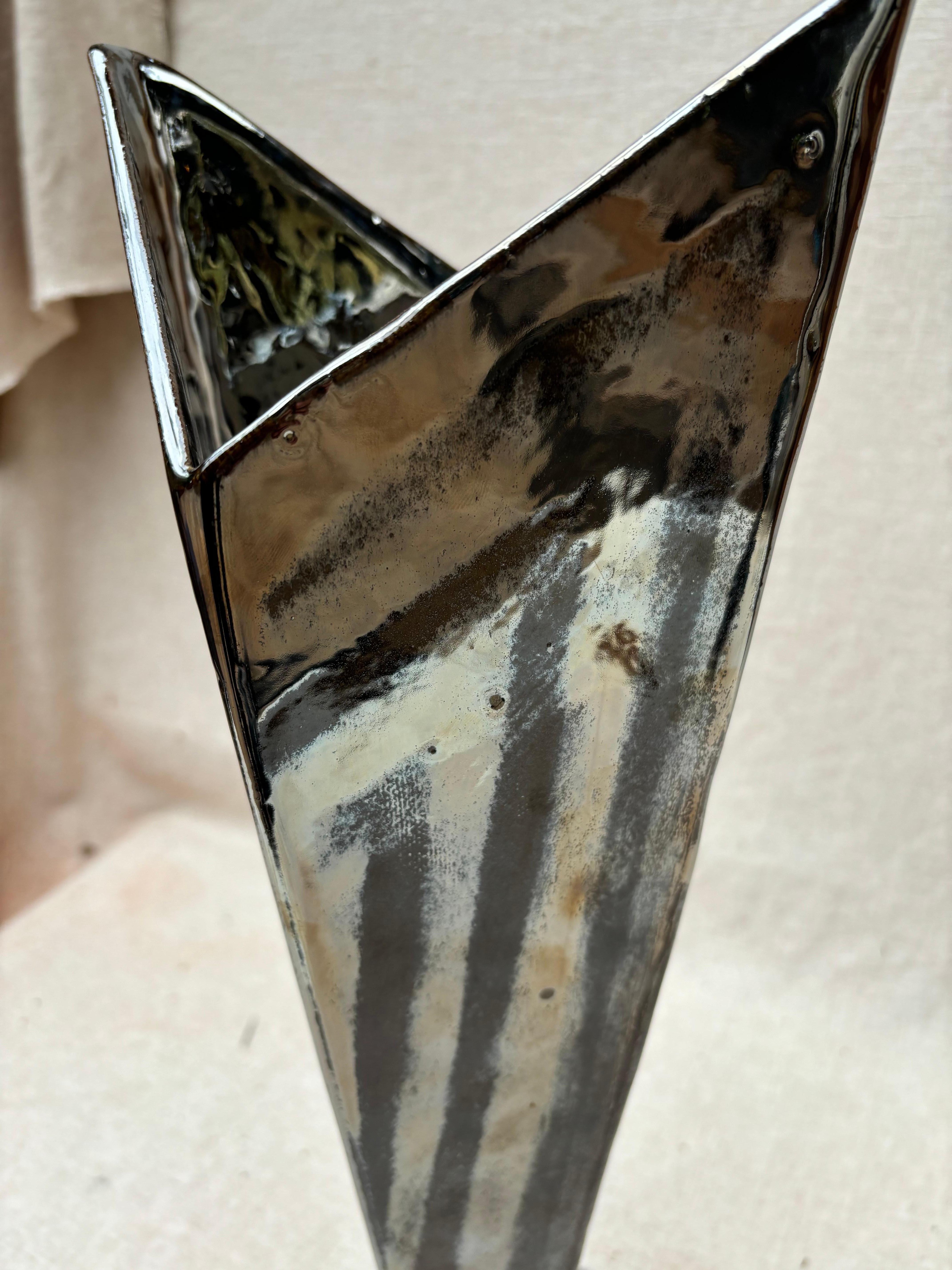 XXIe siècle et contemporain Vase en céramique V à glaçure palladium d'Alexey Krupinin en vente