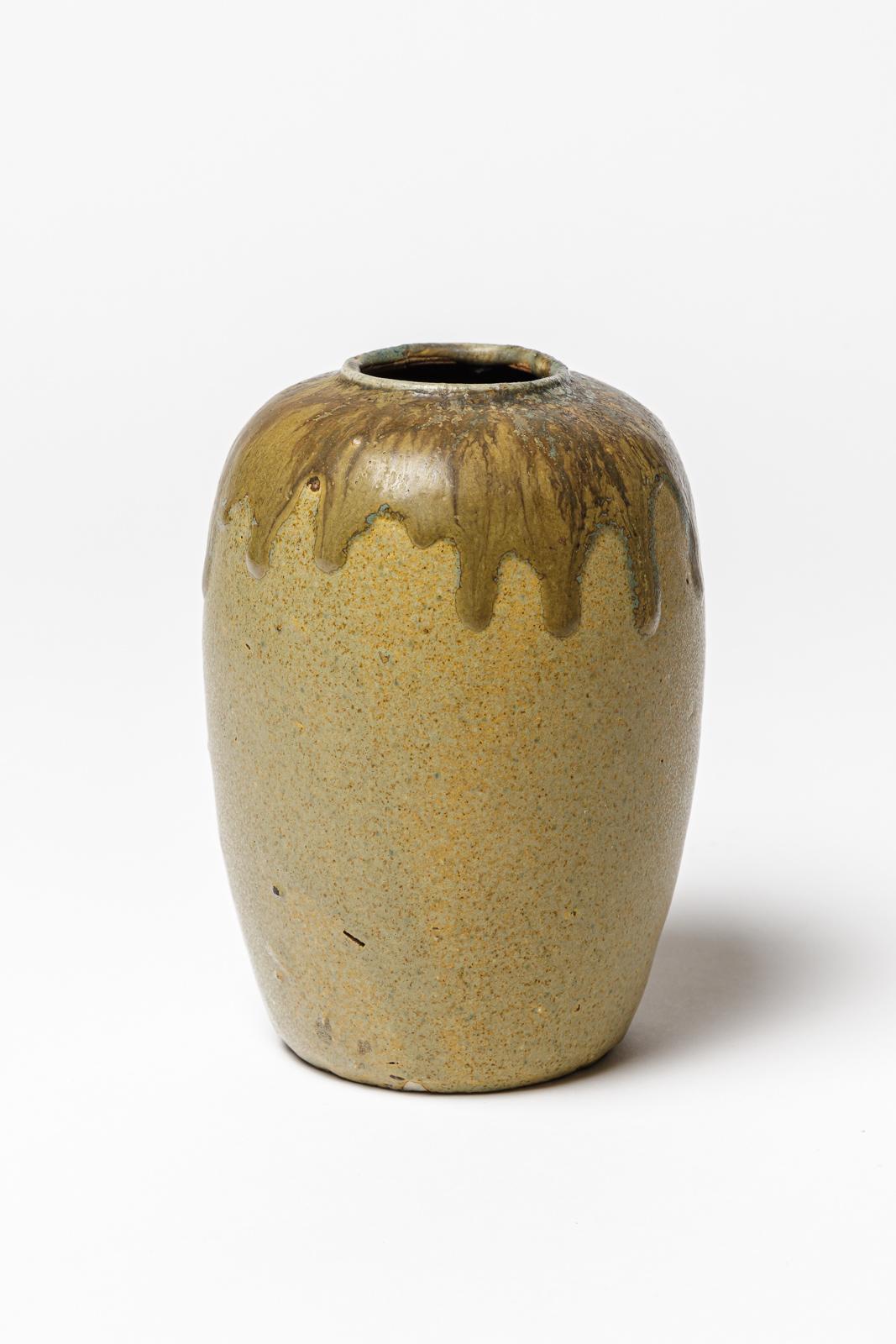 Ceramic vase attributed to Eugene Lion, to Saint- Amand-en-Puisaye, circa 1920 In Excellent Condition For Sale In Saint-Ouen, FR