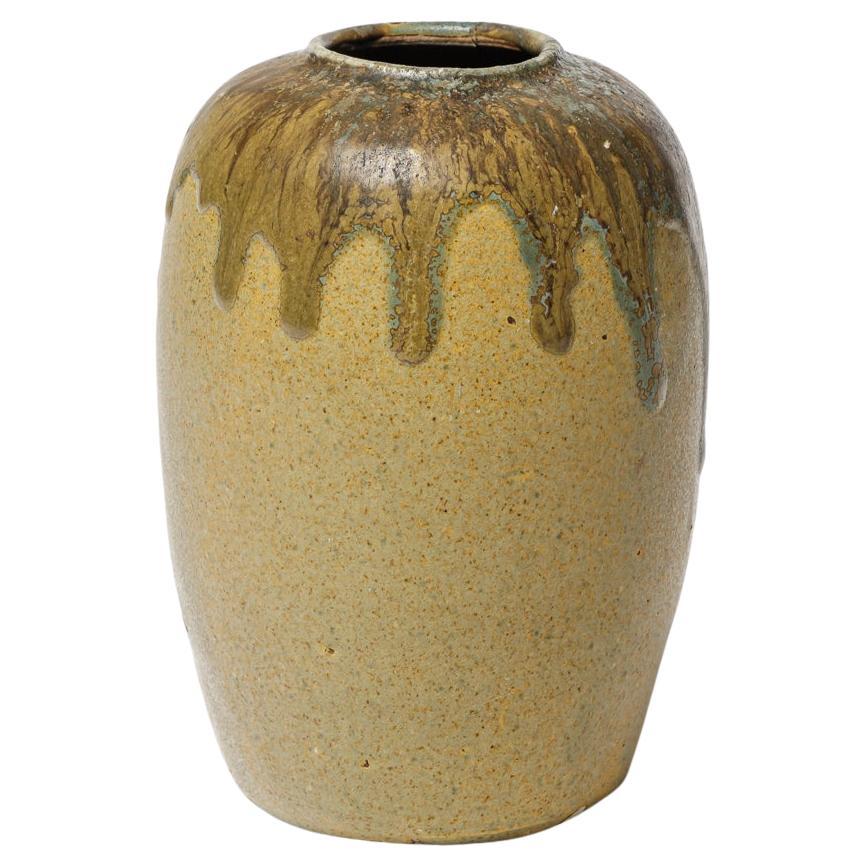 Vaso in ceramica attribuito a Eugene Lion, a Saint Amand-en-Puisaye, circa 1920