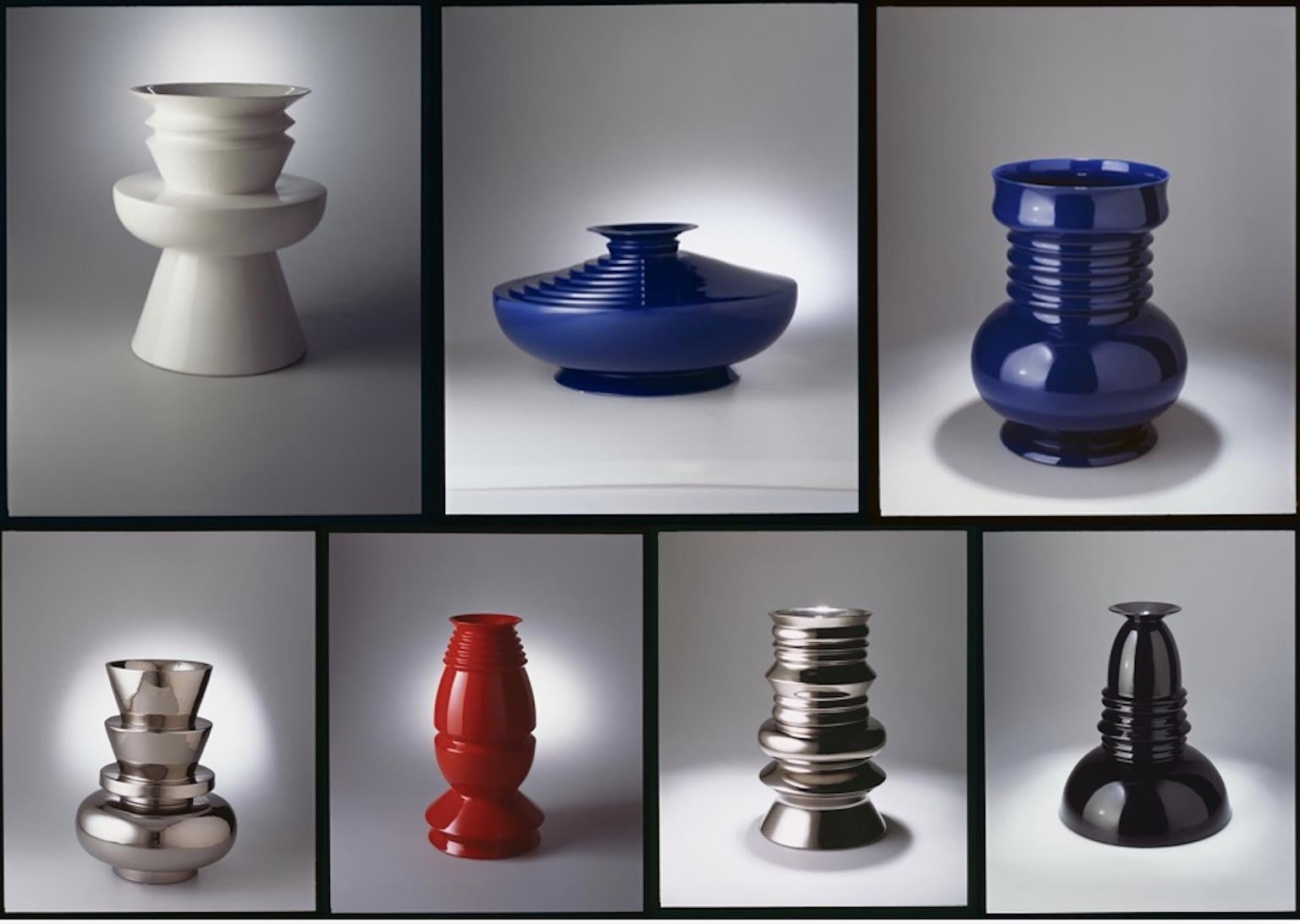 Vaso in ceramica modello Bkk di Sergio Asti per Superego Editions In condizioni ottime in vendita a Milan, Italy
