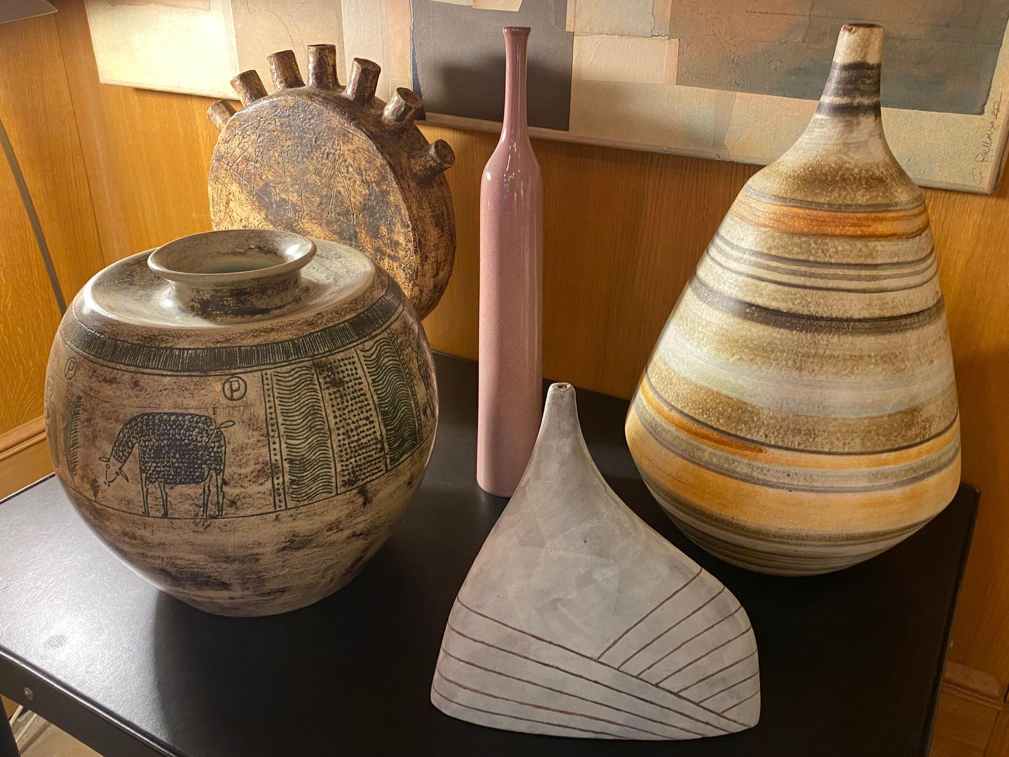 Ceramic vase / bottle by Jacques & Dani Ruelland, France, 1960s
Pale pink/rose enamel.