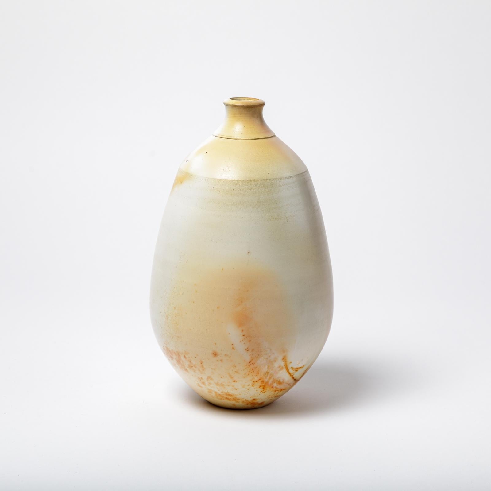 French Ceramic Vase by Alistair Dahnieux, circa 2009 For Sale