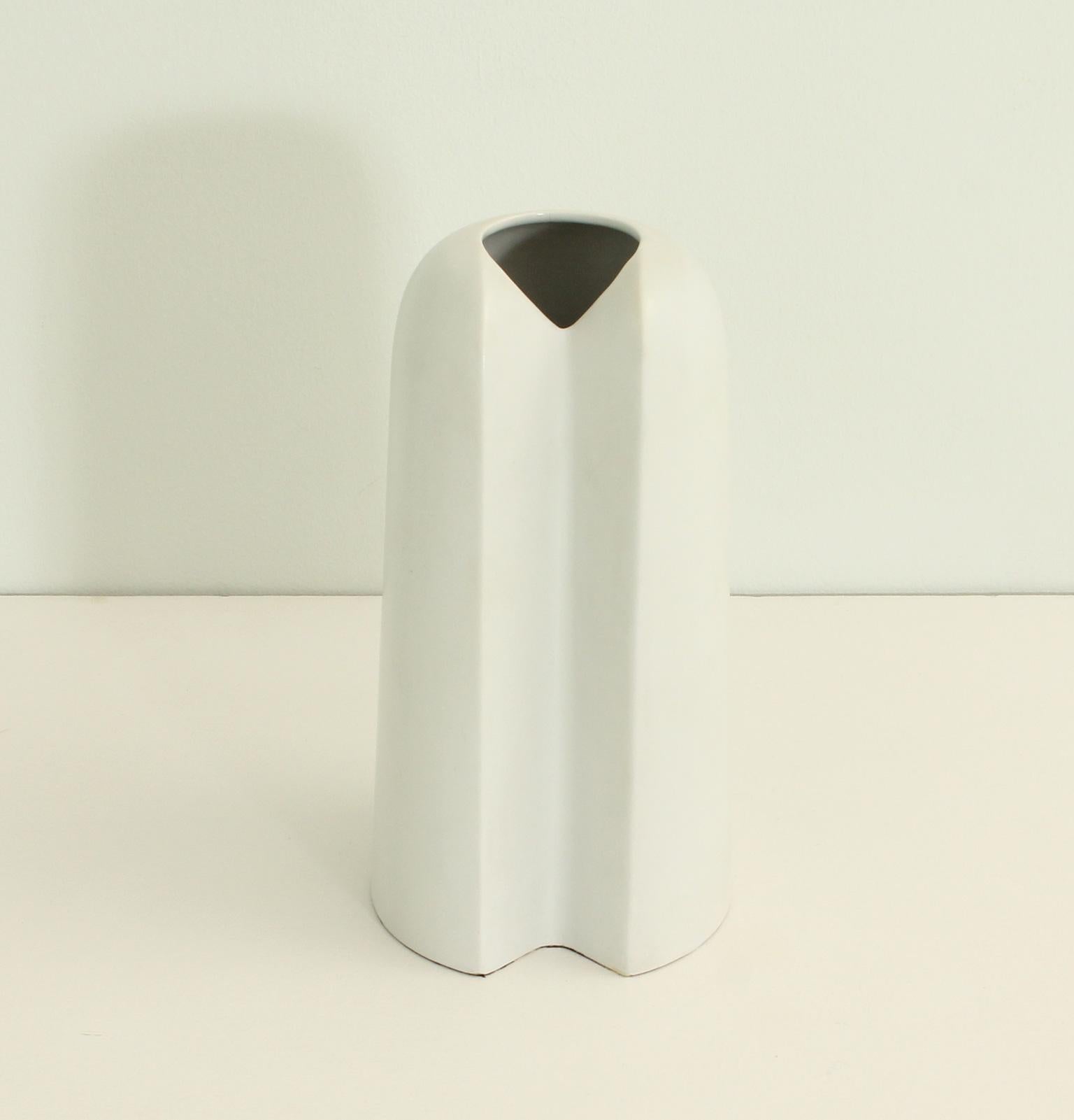 Ceramic Vase by Ambrogio Pozzi, Italy, 1968 In Good Condition For Sale In Barcelona, ES