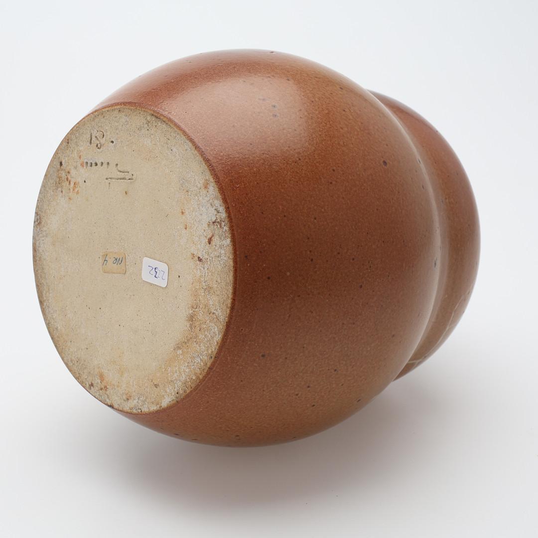 Vernissé Vase en céramique de Claes Thell pour Own Studio, circa 1970 en vente