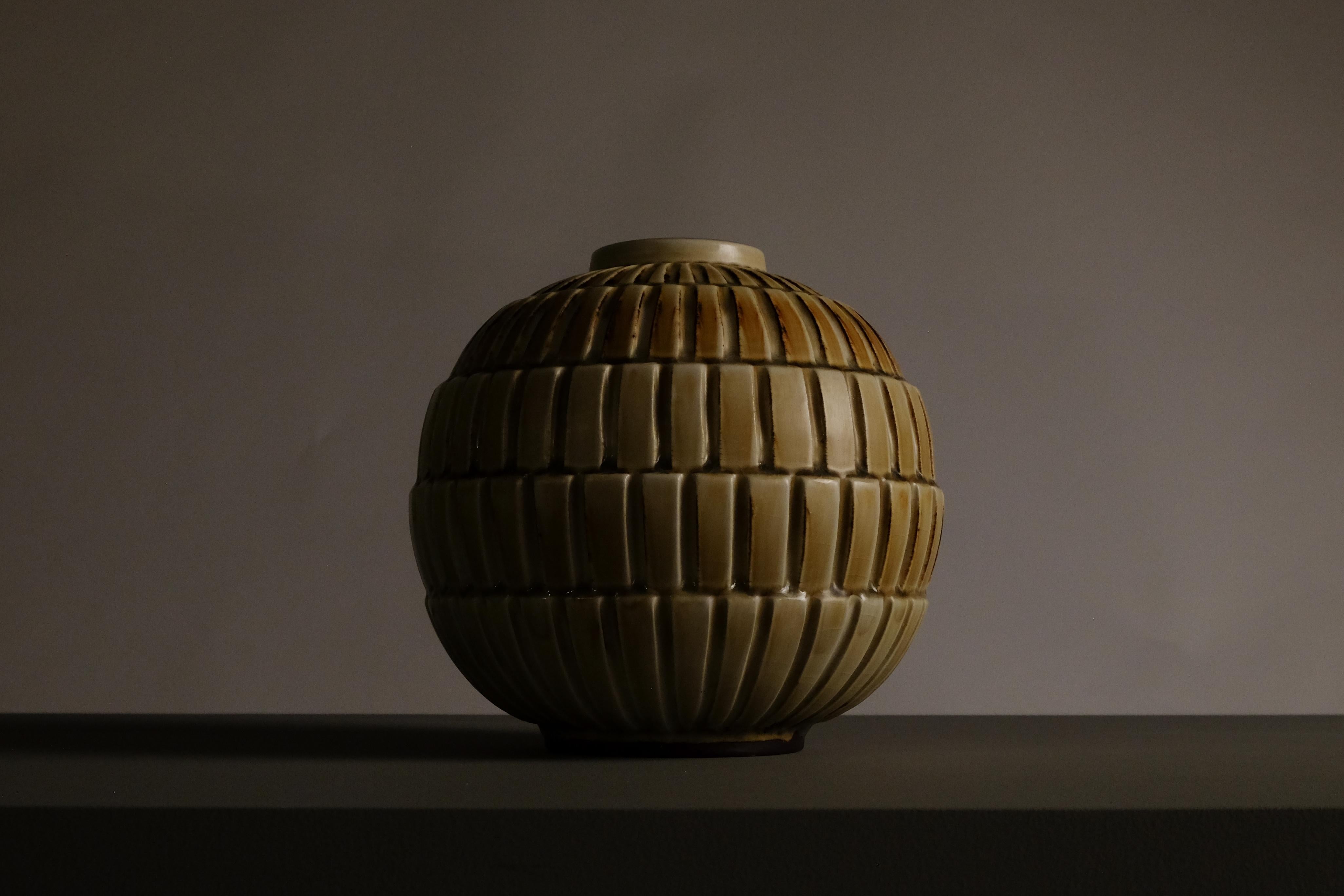 Ceramic Vase by Gertrud Lönegren, Rörstrand, 1930s For Sale 2