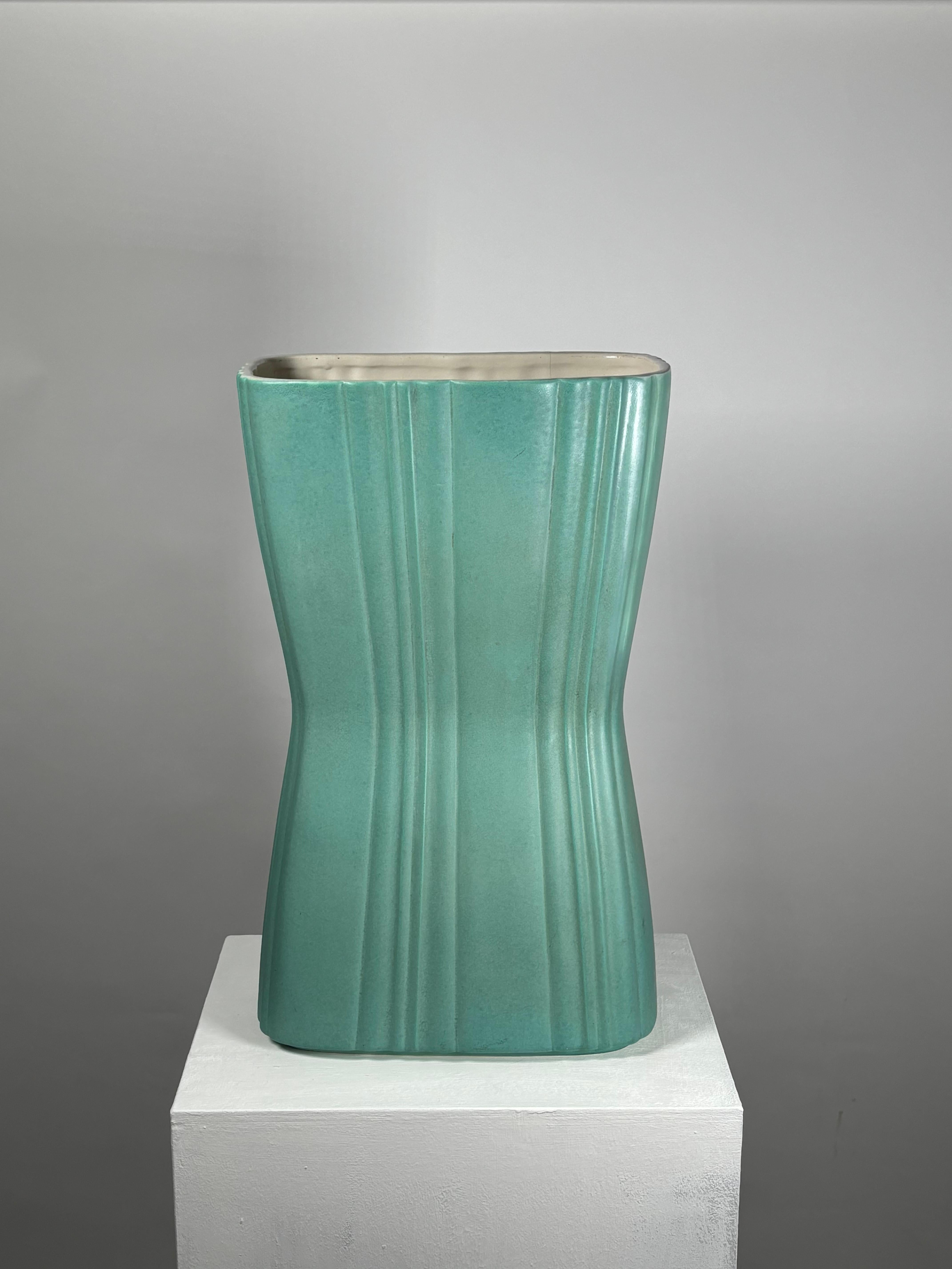 italien Vase en céramique de Giovanni Gariboldi pour San Cristoforo - Ginori en vente