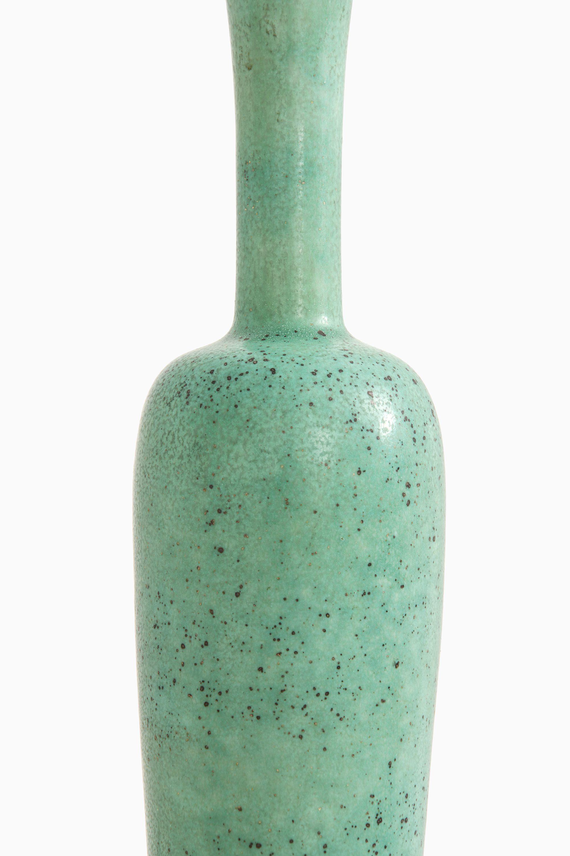 Svedese Vaso in ceramica di Gunnar Nylund, anni '60 in vendita