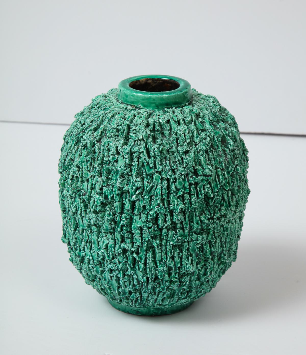 Keramikvase von Gunnar Nylund, skandinavische, grüne Vase, „Charmotte“, um 1950 im Angebot 2