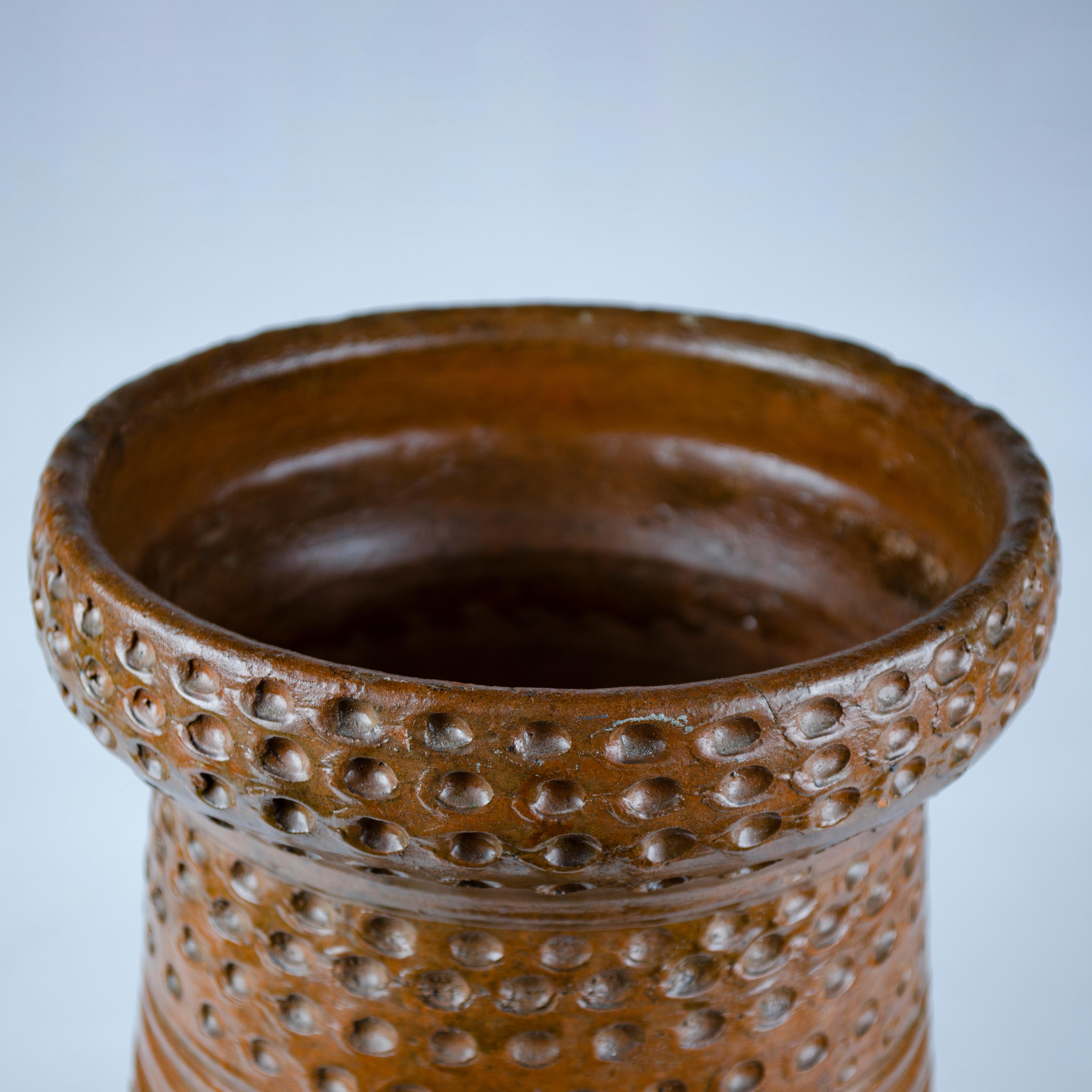 Brown ceramic vase made by Jean Besnard (1889-1958). Signed Jean Besnard.

France, CIRCA 1930.