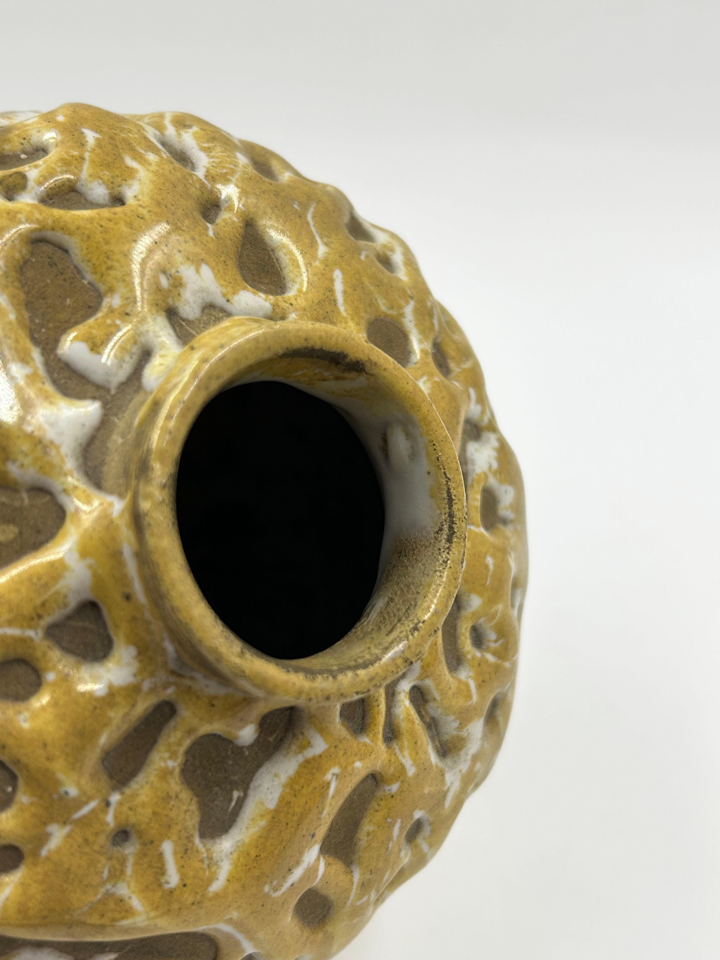 Vaso in ceramica di Jean Besnard 