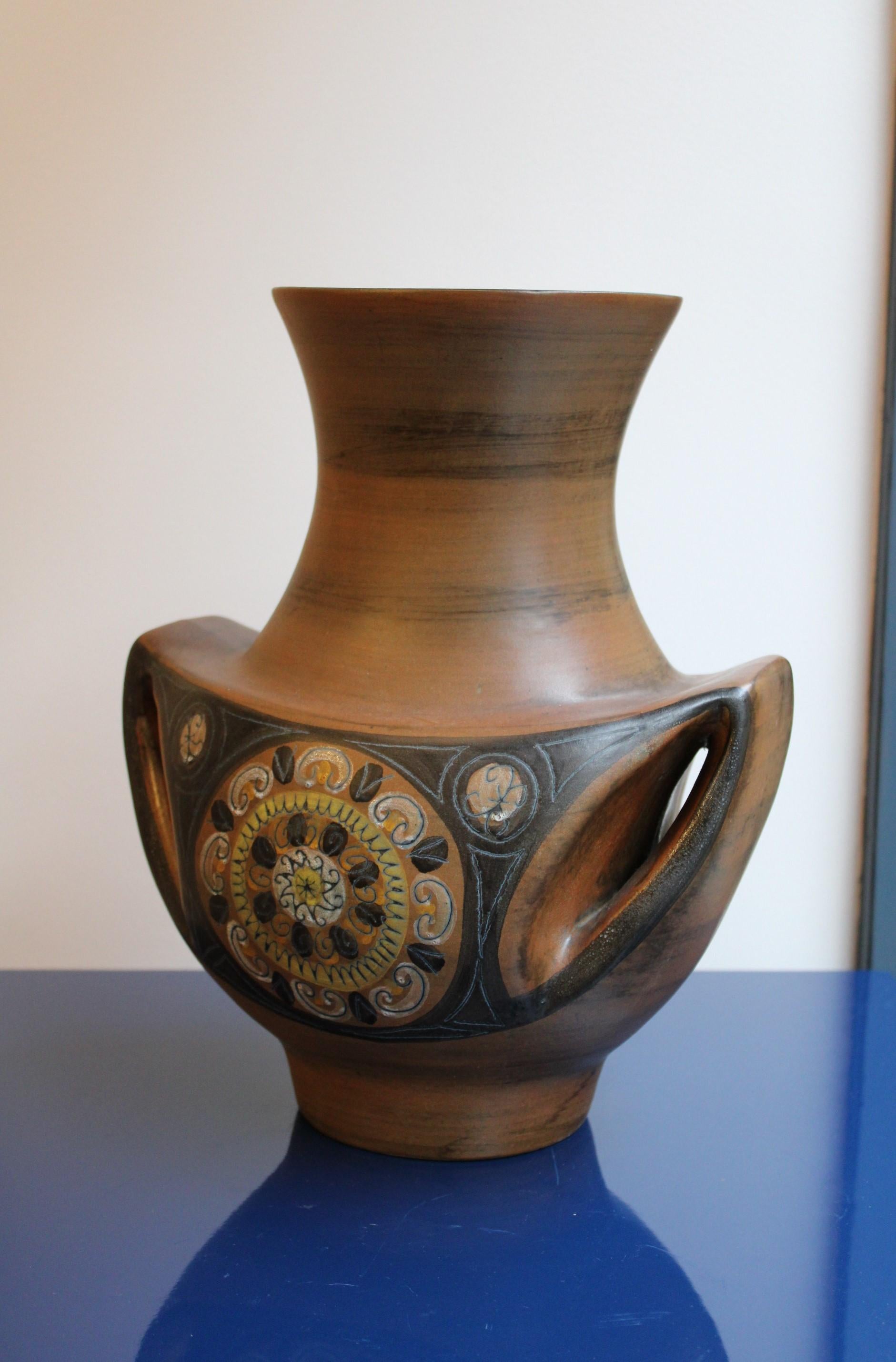 Ceramic vase by Jean de Lespinasse For Sale 1