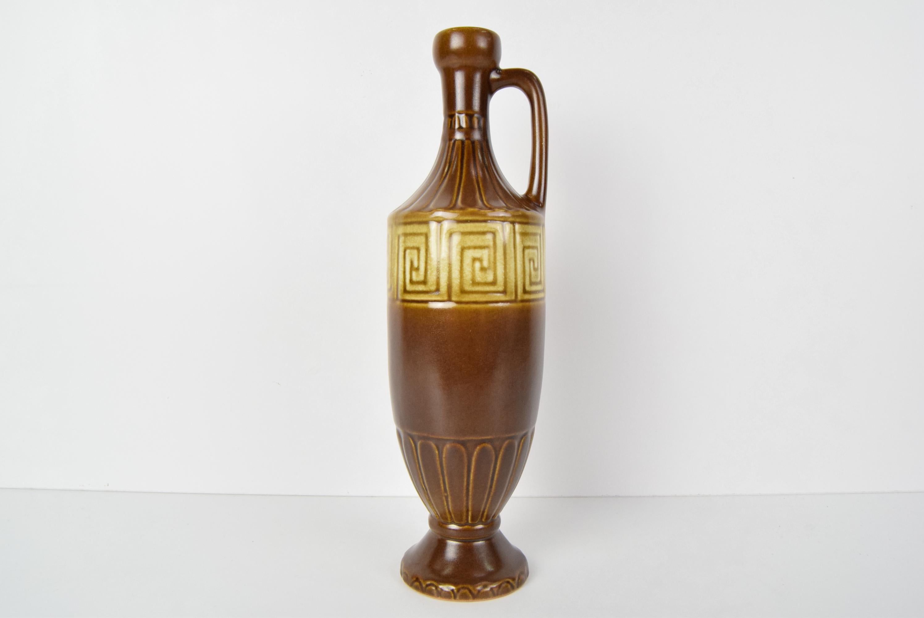 Mid-Century Modern Ceramic Vase by Kravsko Keramik/Type 6272, 1960's.  For Sale