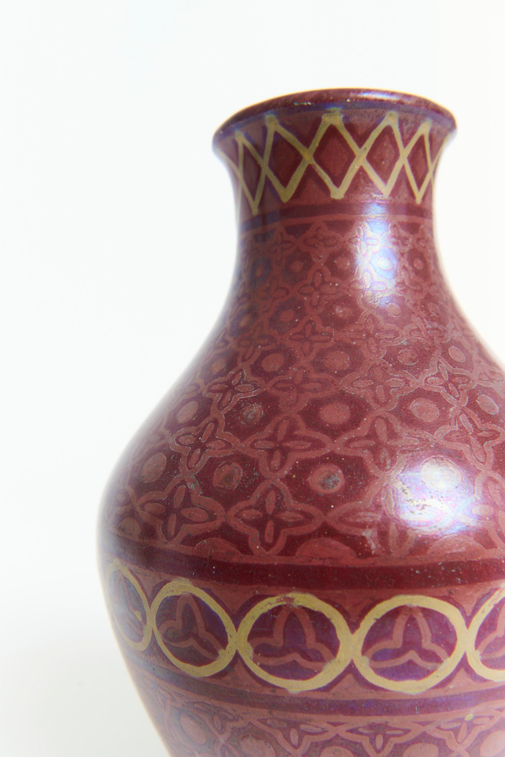 Jarrón de cerámica de Leon Castel en venta 2