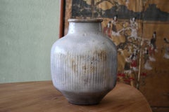Ceramic vase by Menelika cabinetmaker