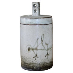 Ceramic vase by Menelika cabinetmaker