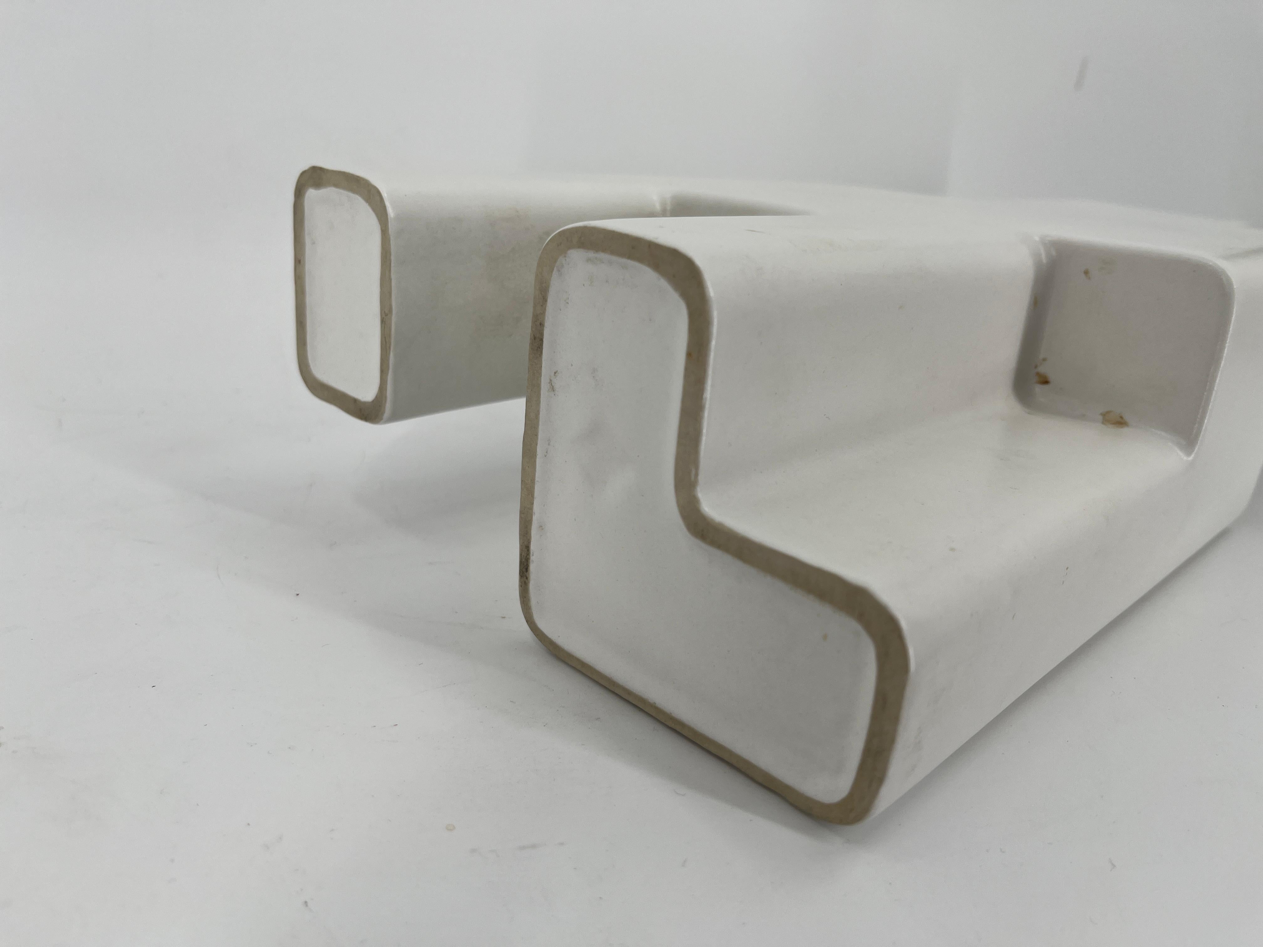 Jarrón de cerámica de Pierre Cardin para Franco Pozzi, años 70 Moderno de mediados de siglo en venta