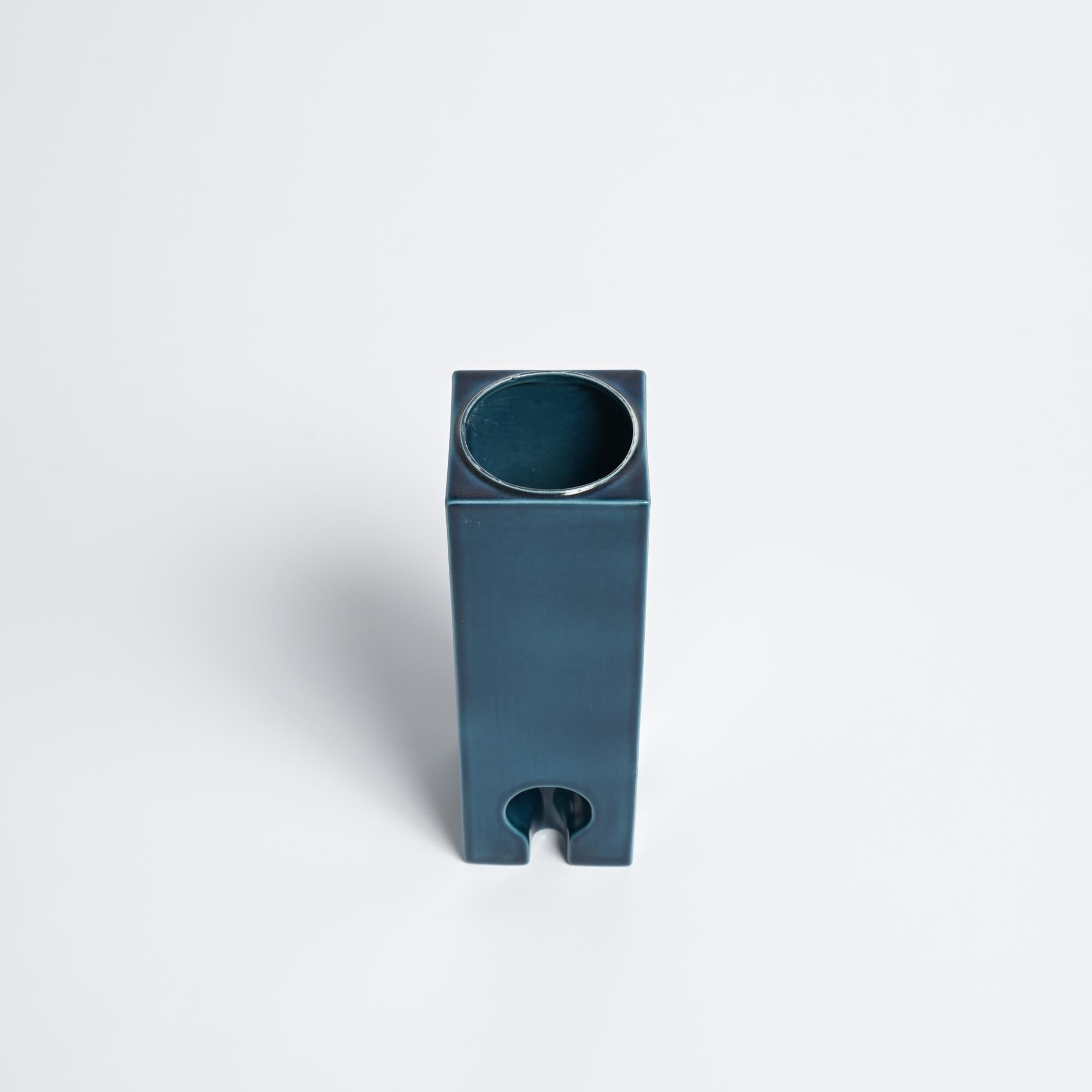 Ceramic Vase by Pierre Cardin en Bueno estado para la venta en Vlimmeren, BE