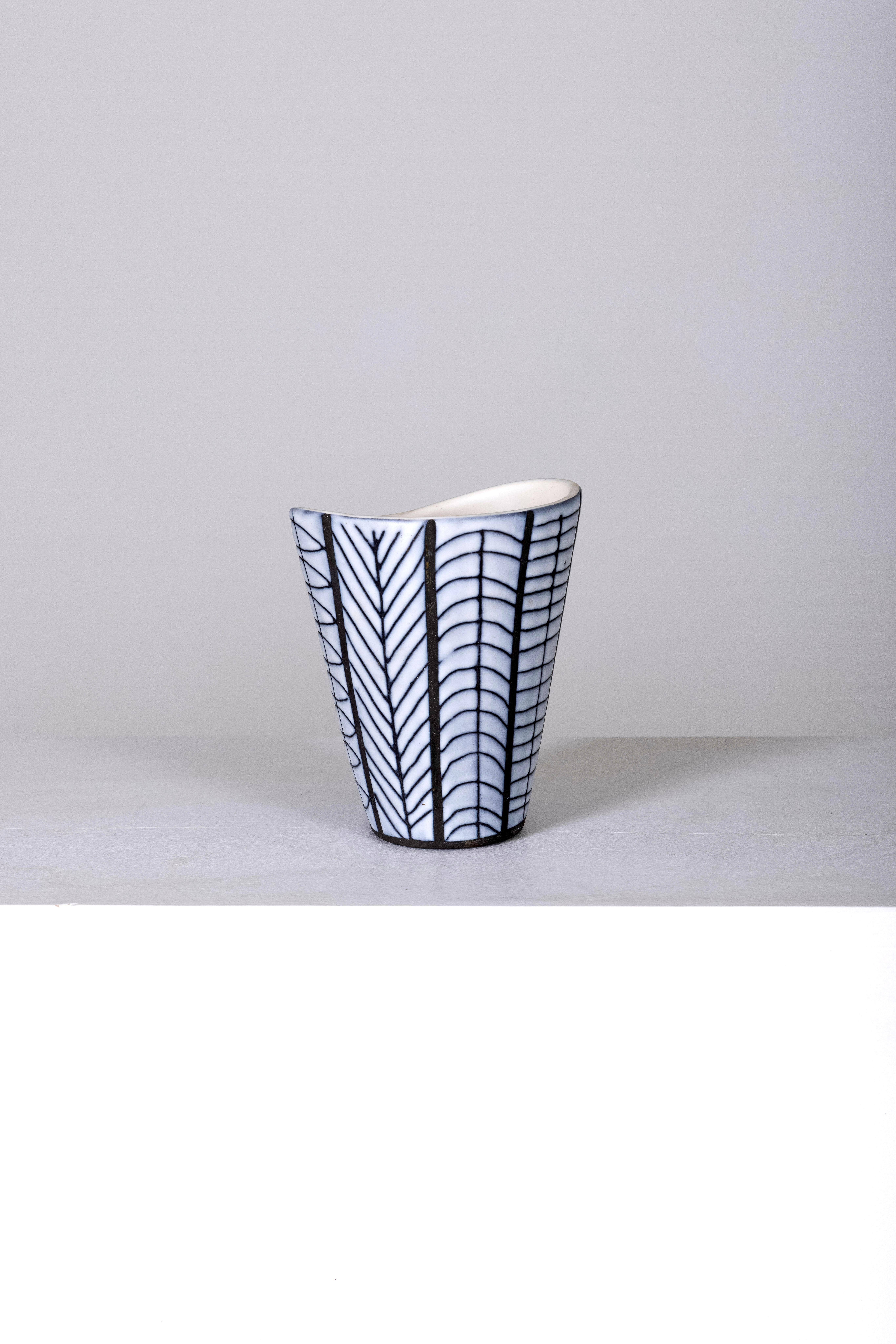 20th Century Ceramic vase by Roger Capron For Sale