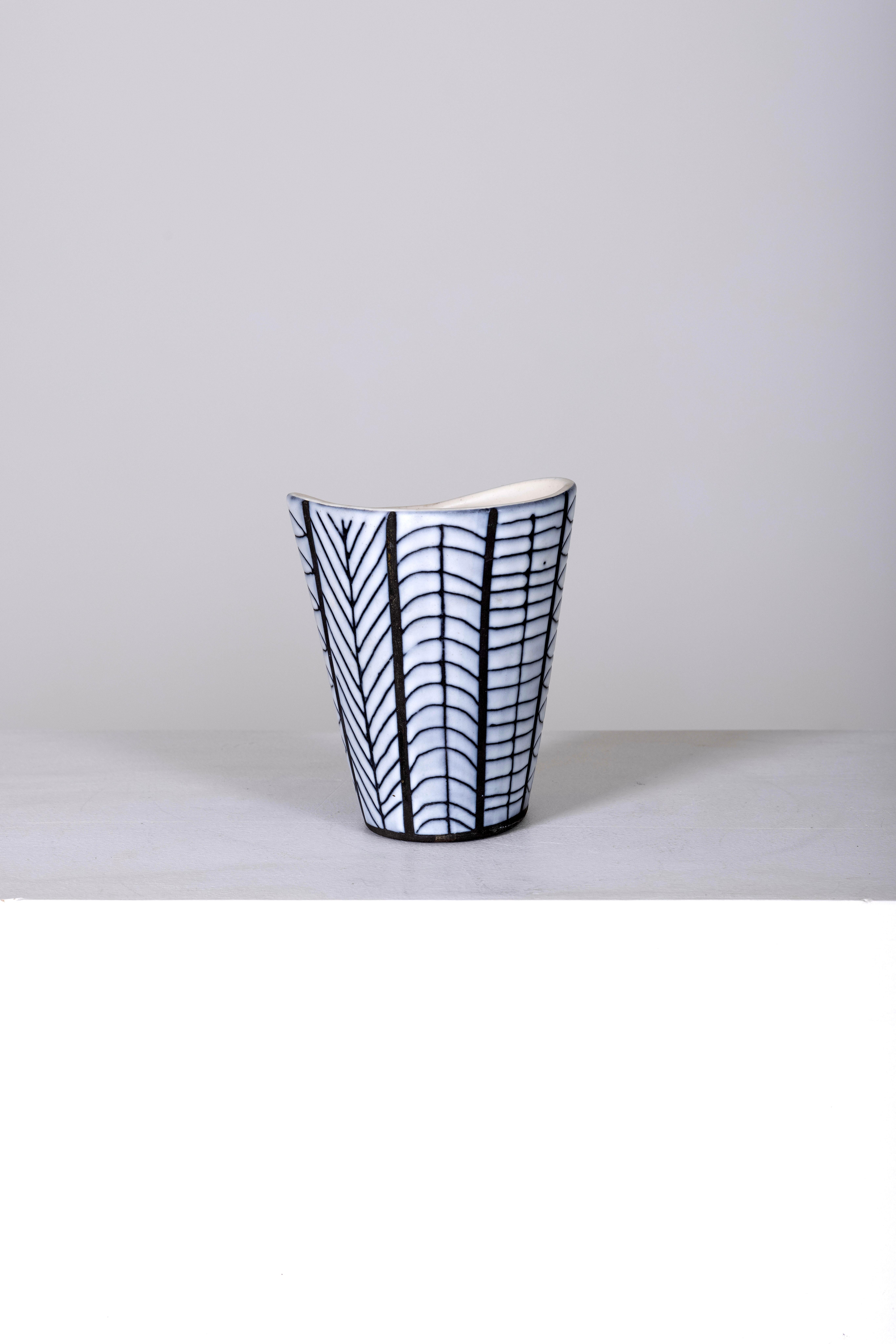 Ceramic vase by Roger Capron For Sale 2