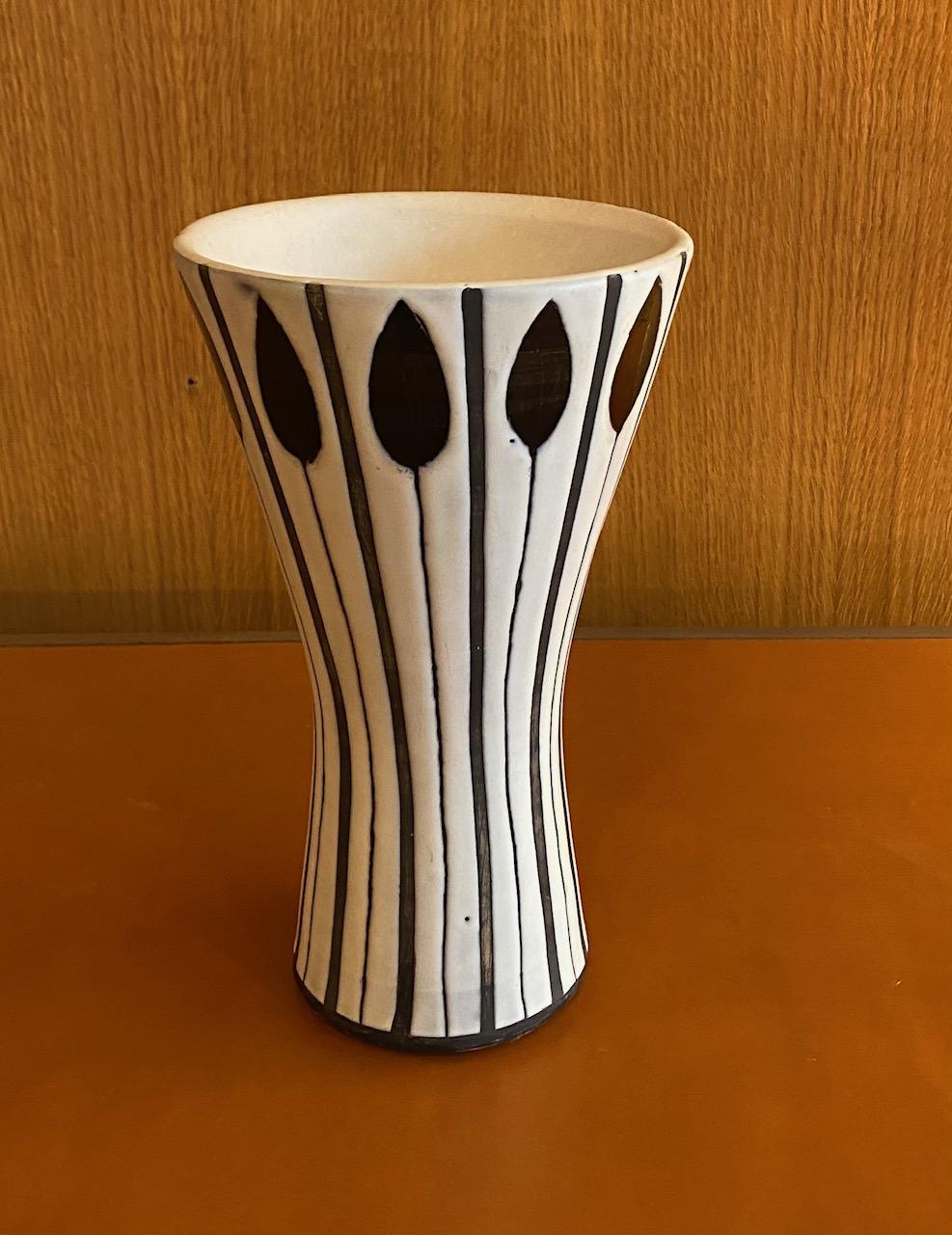 Vase en céramique de Roger Capron, France, années 1960
Signé 