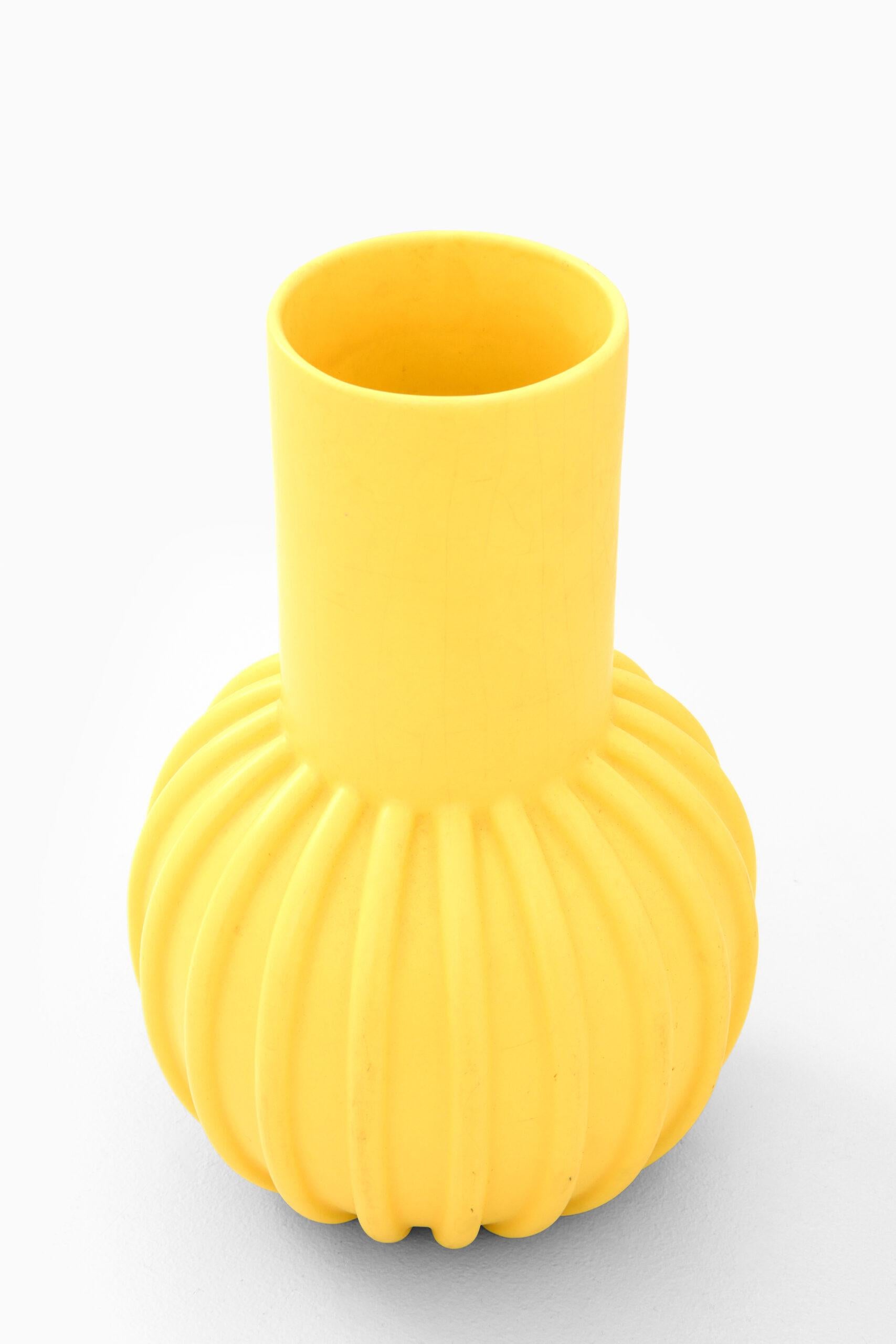 Ceramic Vase In Good Condition For Sale In Limhamn, Skåne län