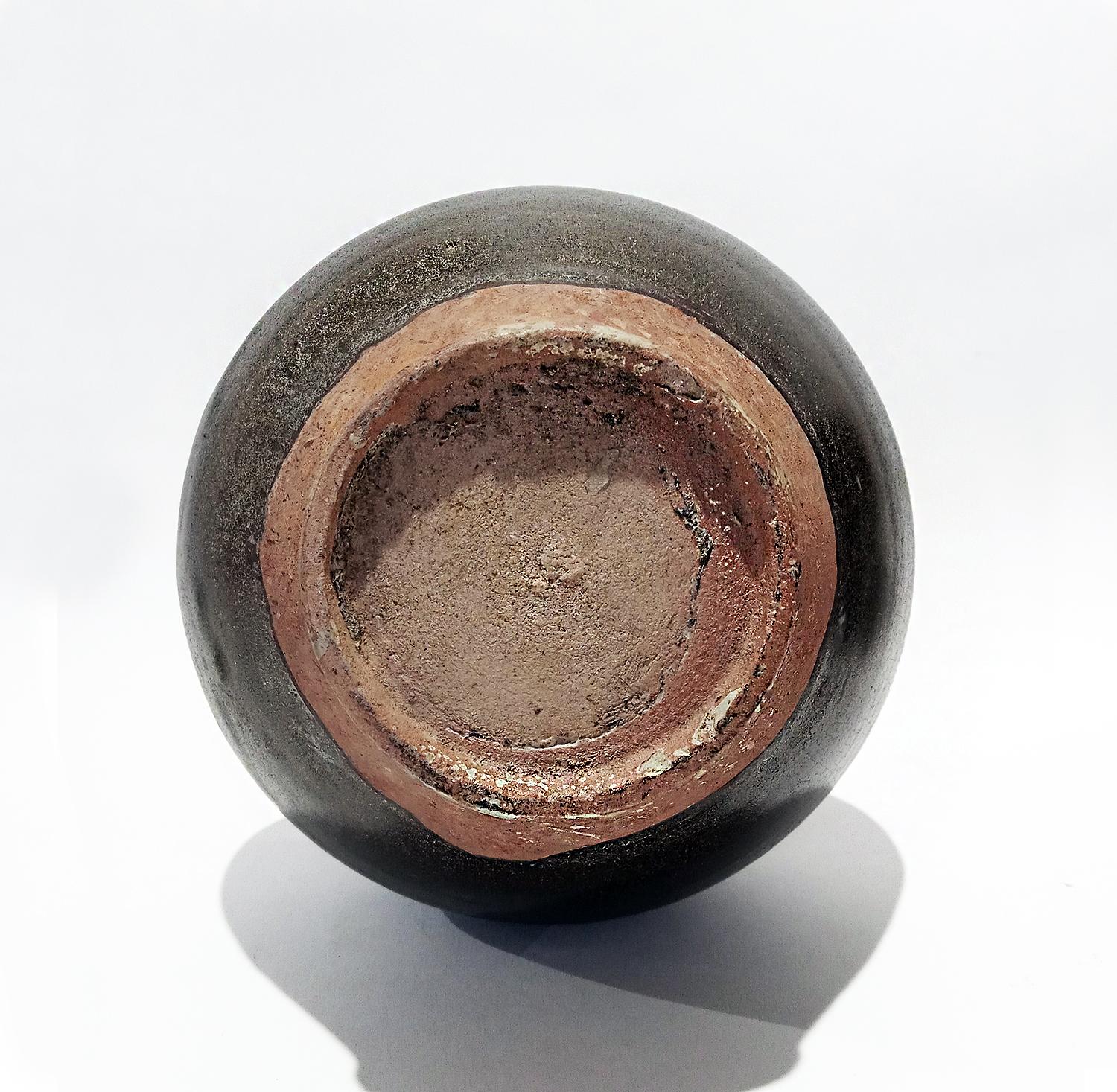 Early 20th Century Ceramic Vase from Thailand, in Black / Brown Glaze For Sale