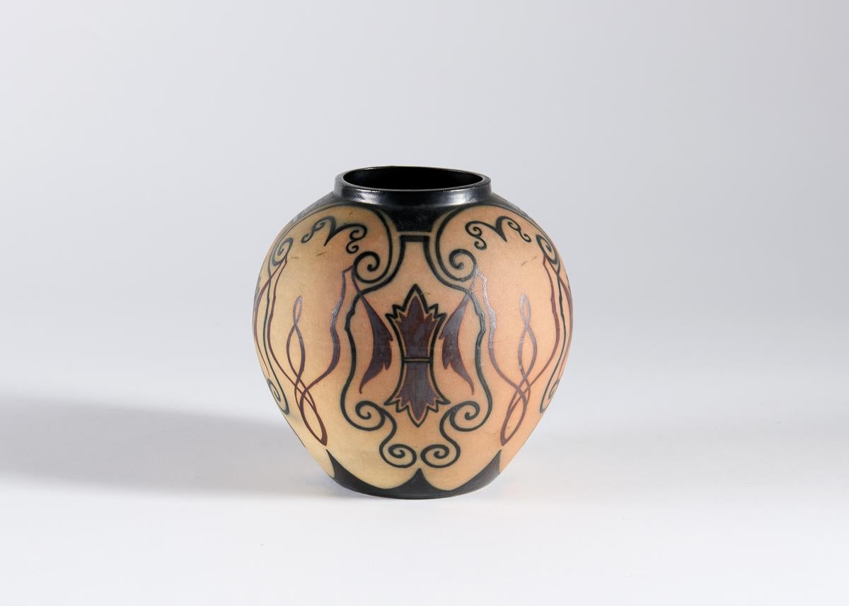 Vase en céramique, Vase en grès émaillé, Poterie de Ciboure, France, vers 1950 Bon état - En vente à New York, NY