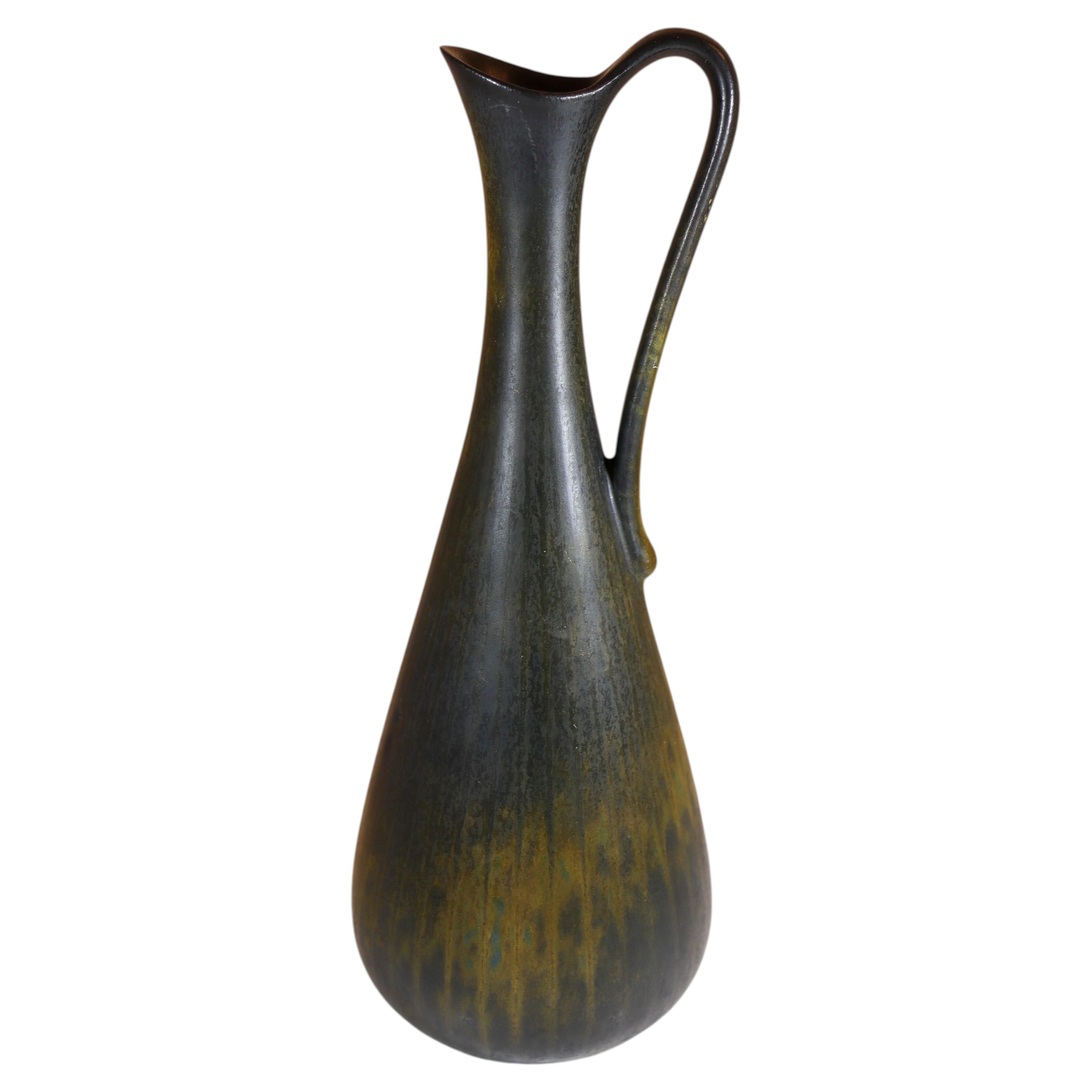 What is vitro porcelain?