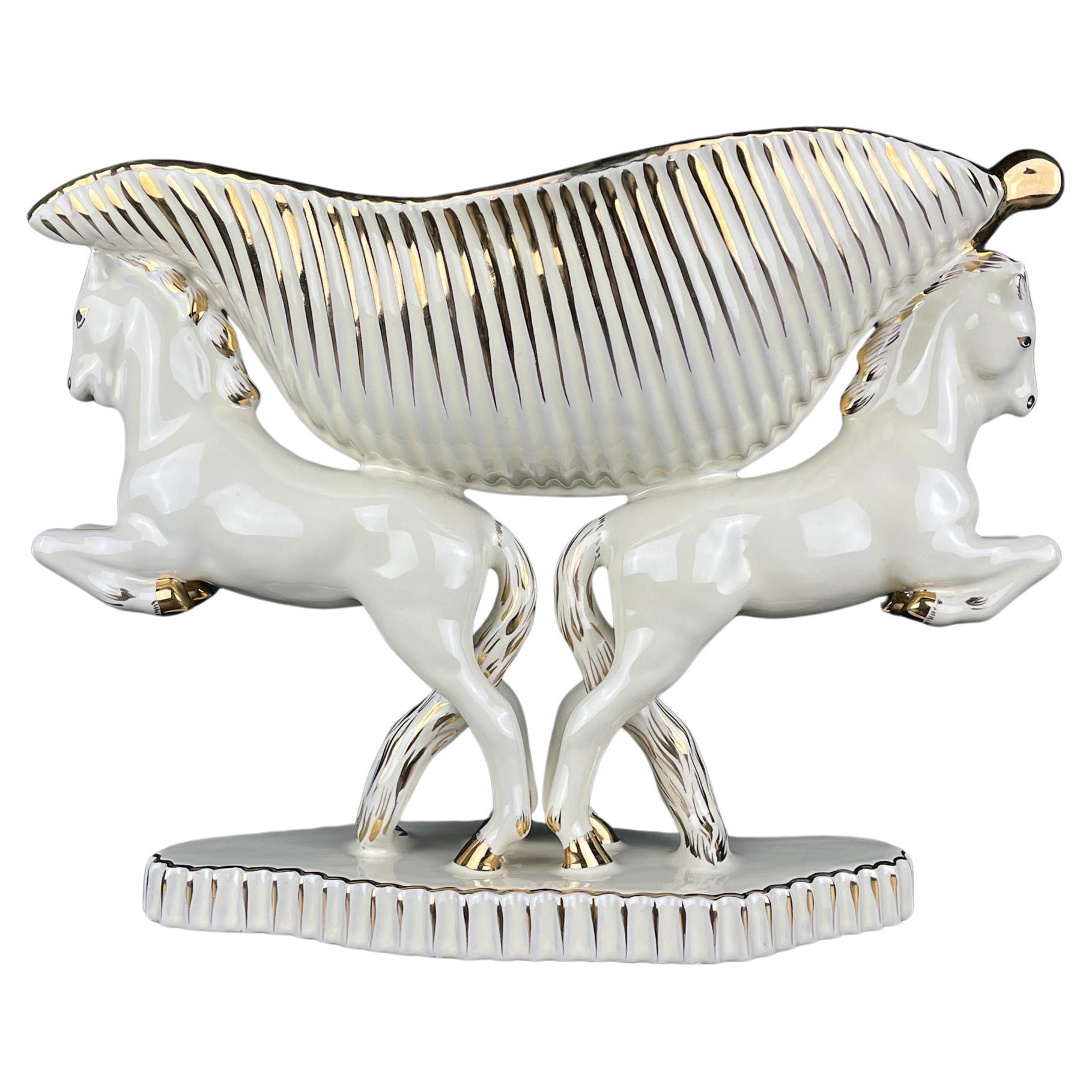 Keramikvase Pferde aus Keramik von Egisto Fantechi Maioliche Keramik, Italien, 1940er Jahre im Angebot