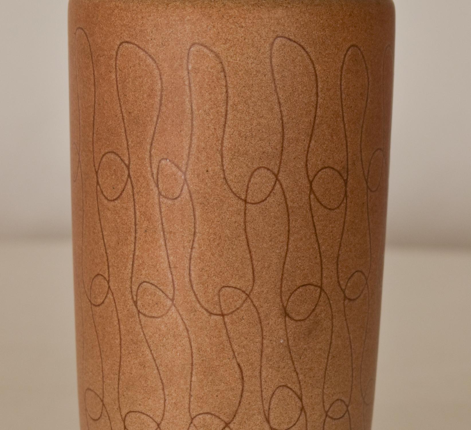 Ceramic vase in brown tones, by the ceramist Ferrando. Spain 1970's In Good Condition For Sale In Barcelona, Cataluna